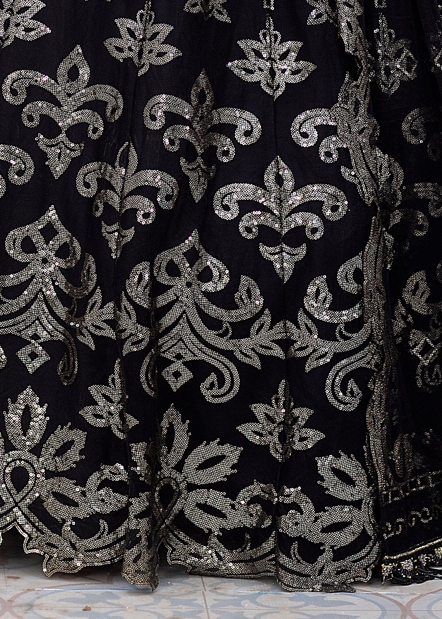 net Unstitched in Black