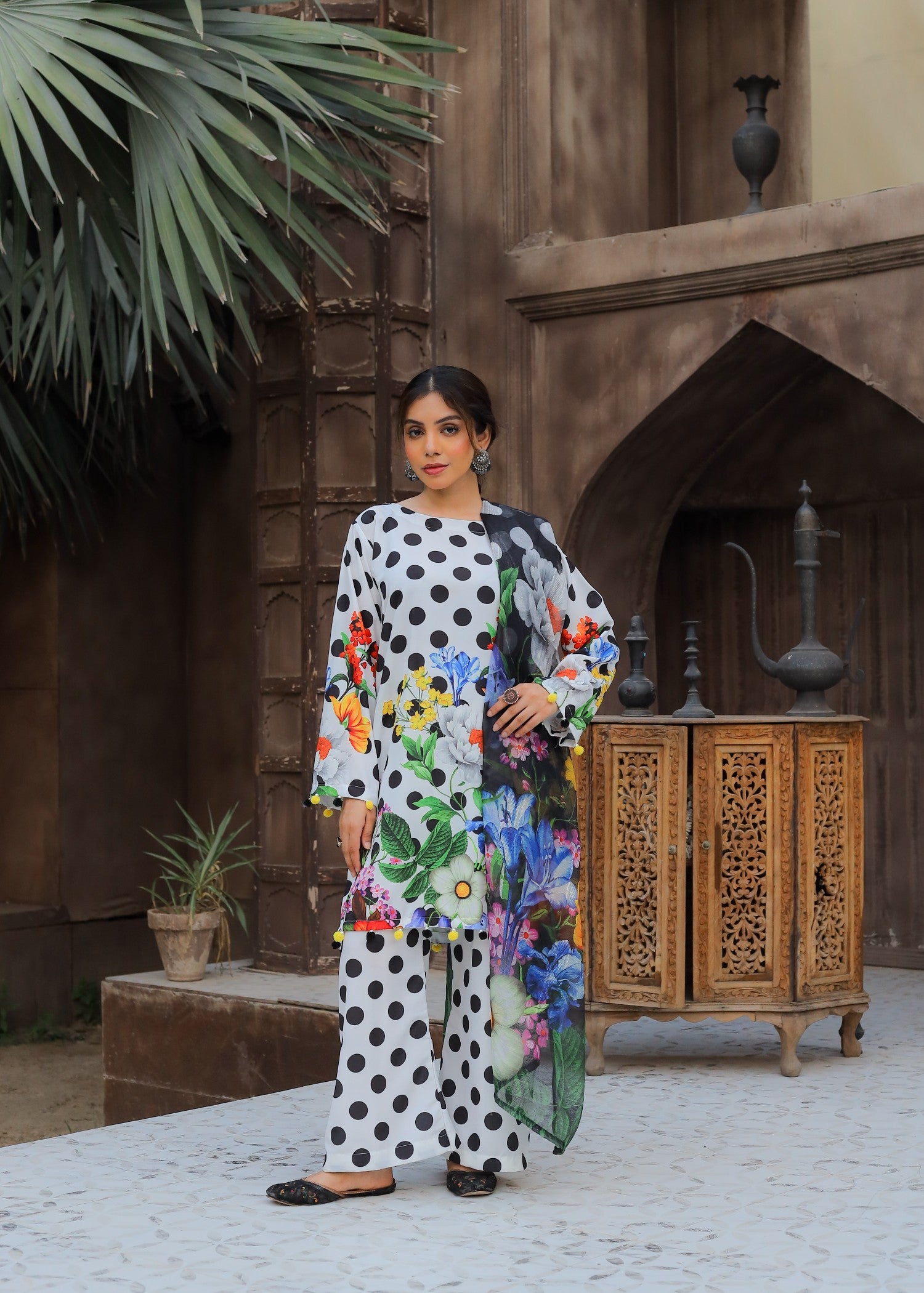 poly lawn Kurta Set in White, multi