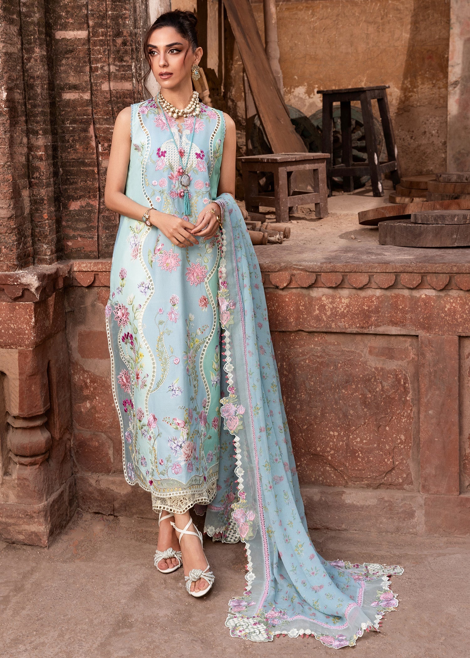 Breeze Festive Luxury Lawn – FAYE-7-B