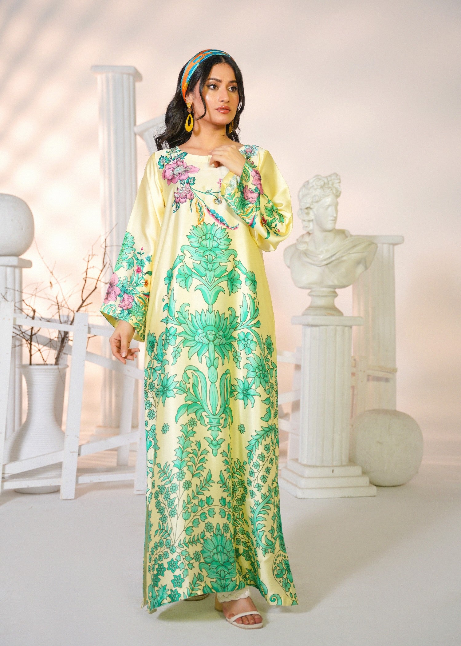 charmuse/shamooz Kaftan in Lemon chiffon