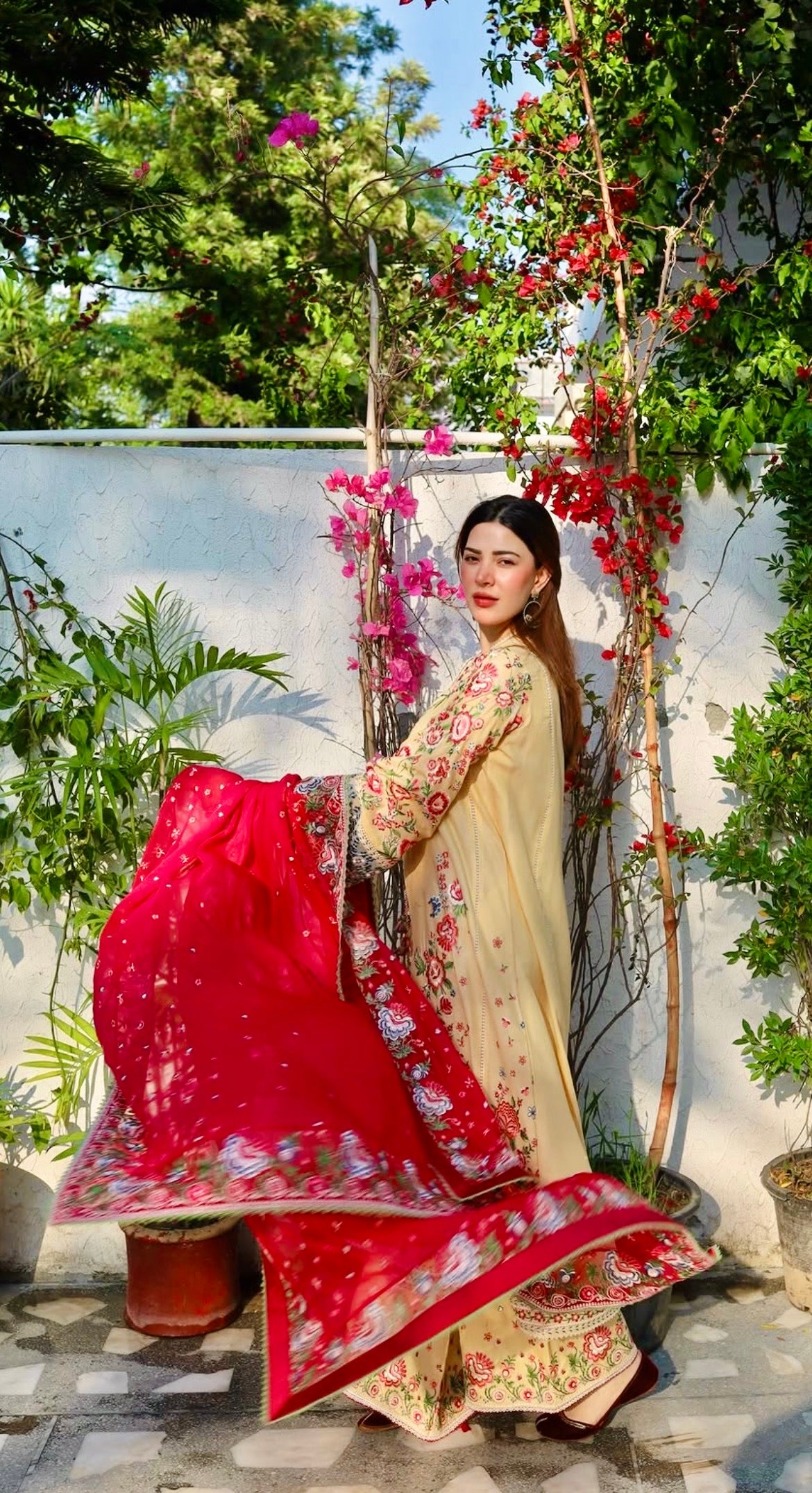 Luxury Lawn Eid Edit – Zubdah