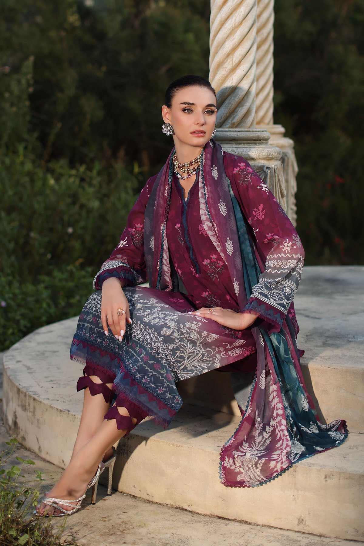 Signature Lawn Prints – SP-197