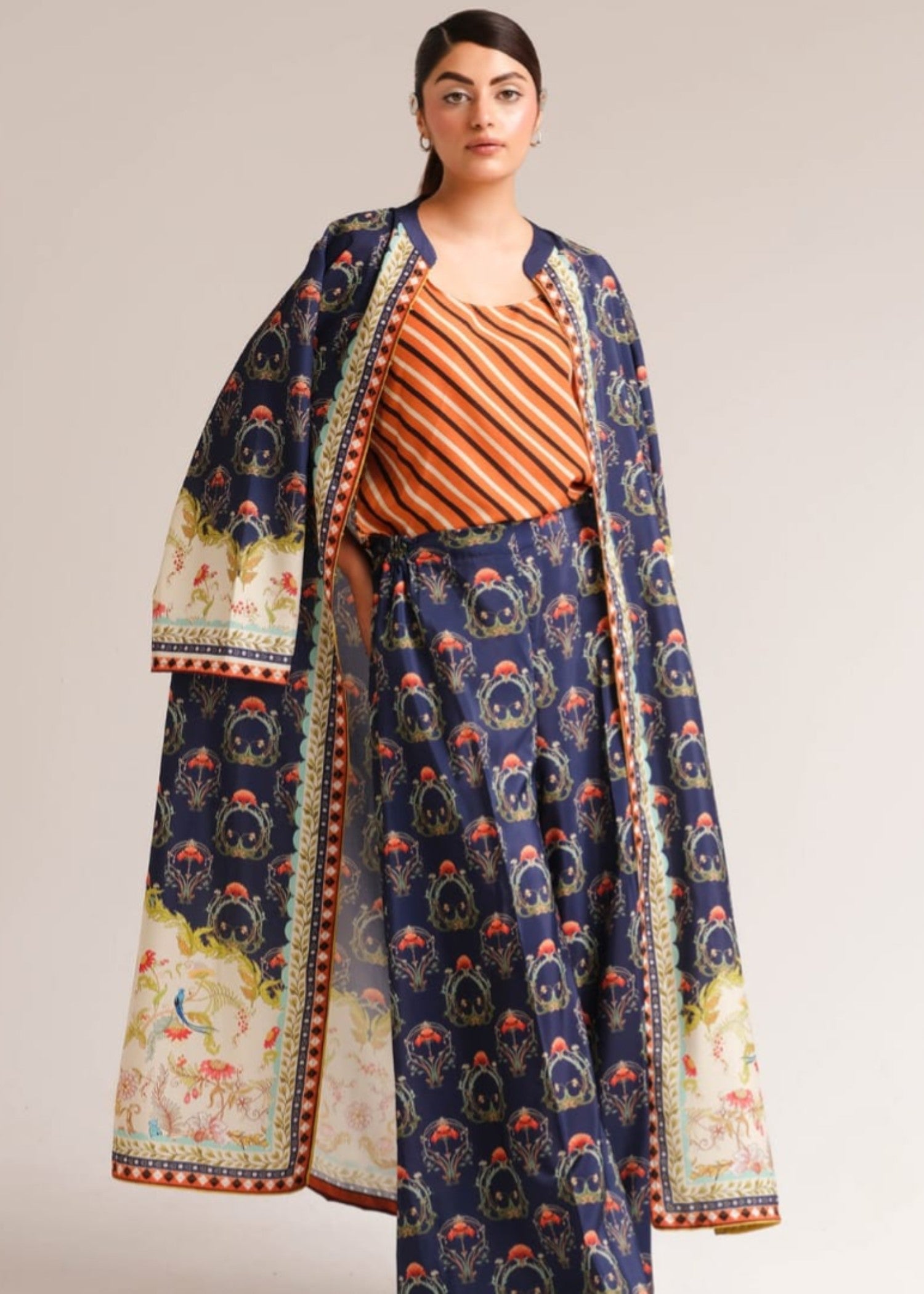 poly lawn Gown in Navy blue