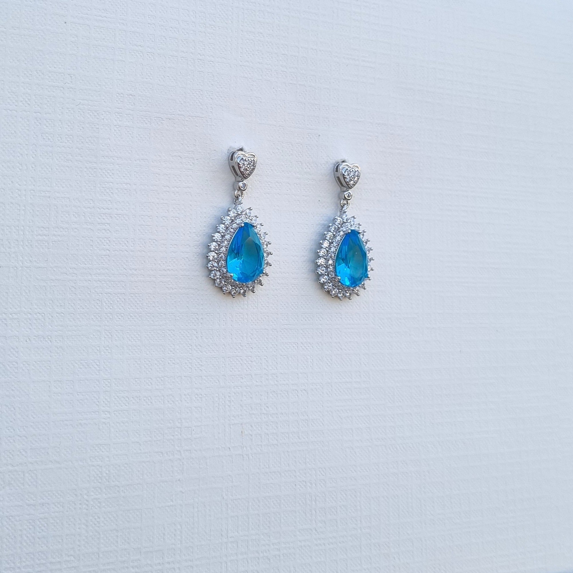 Earrings in Blue Color by - Trendy Women Earrings STN1307
