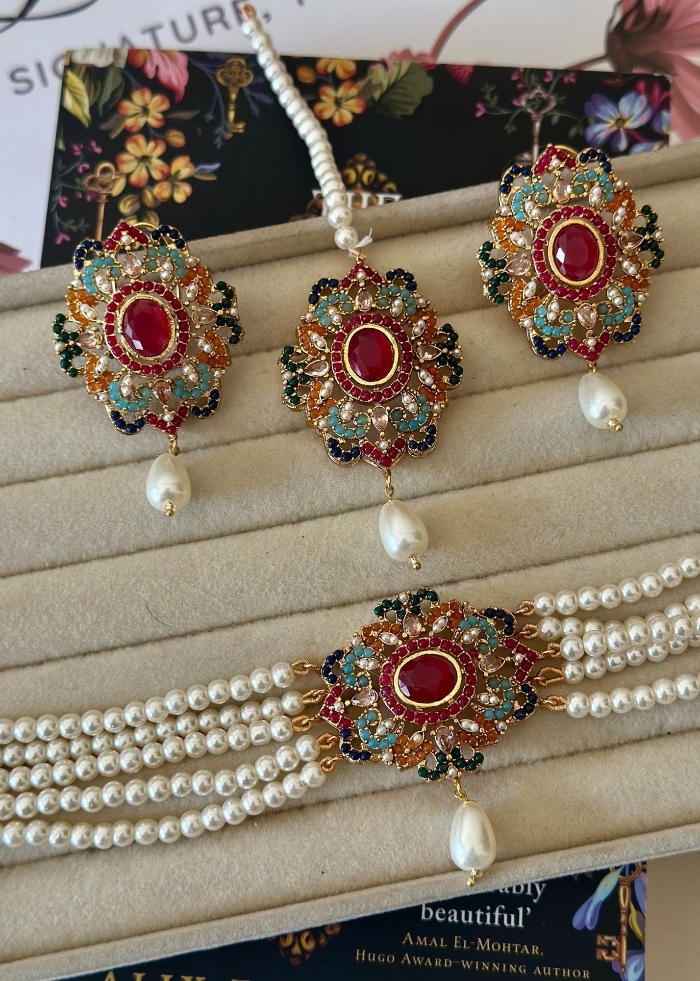 Choker in Multi, ruby red Color by - Trendy Women Choker XLJ3002