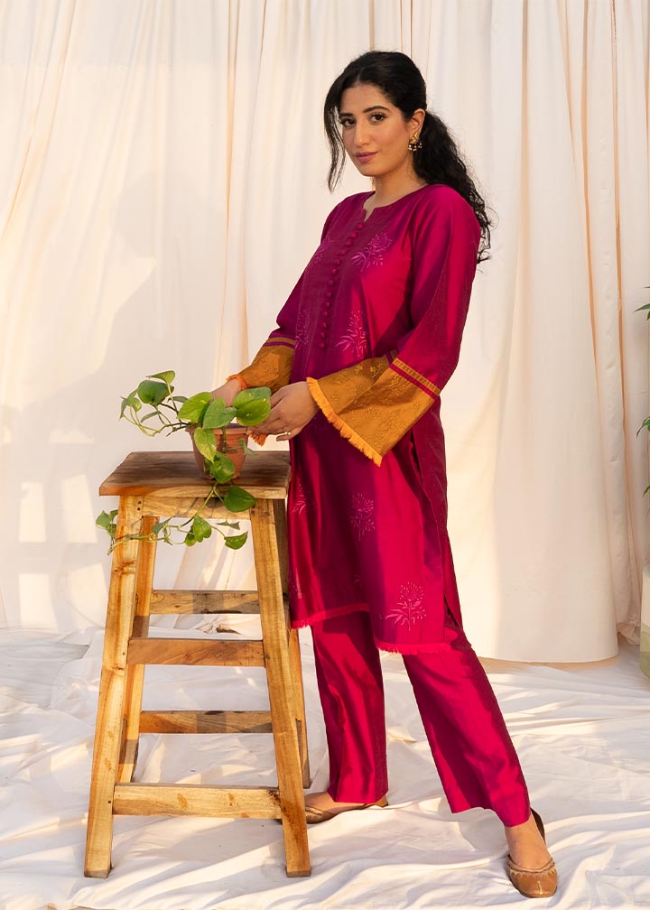 khaddi silk Kurta Set in Magenta