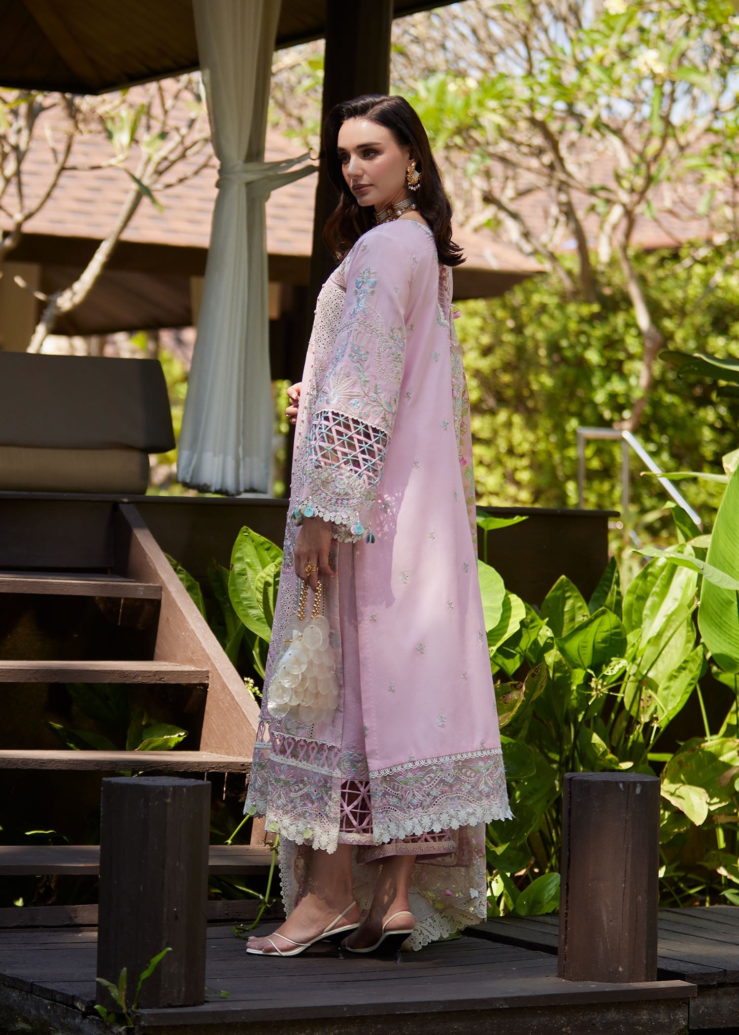 Ariya Luxury Lawn – Vivian