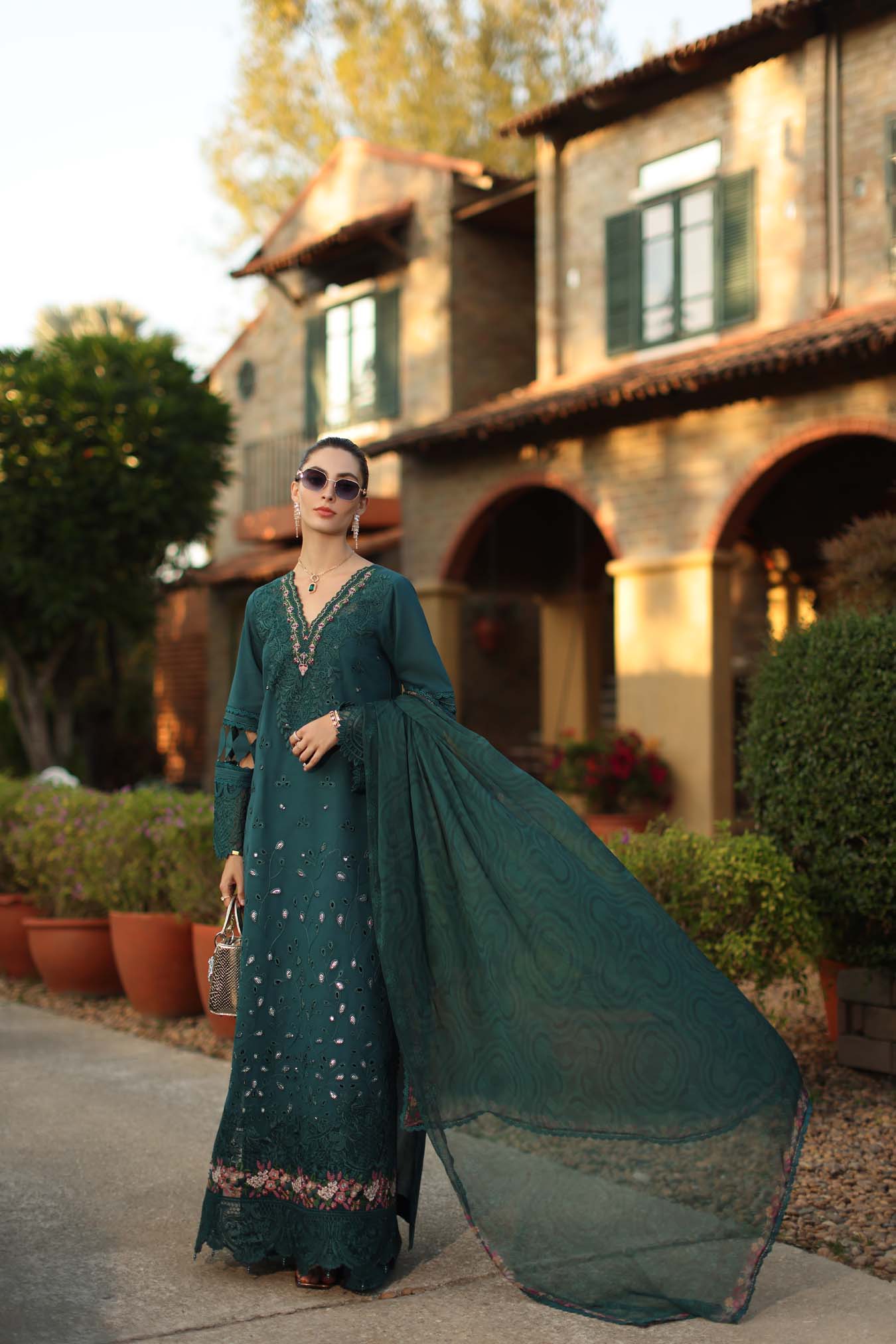 Luxury Eid Schiffli Laserkari Lawn – D6 - B - Zelina
