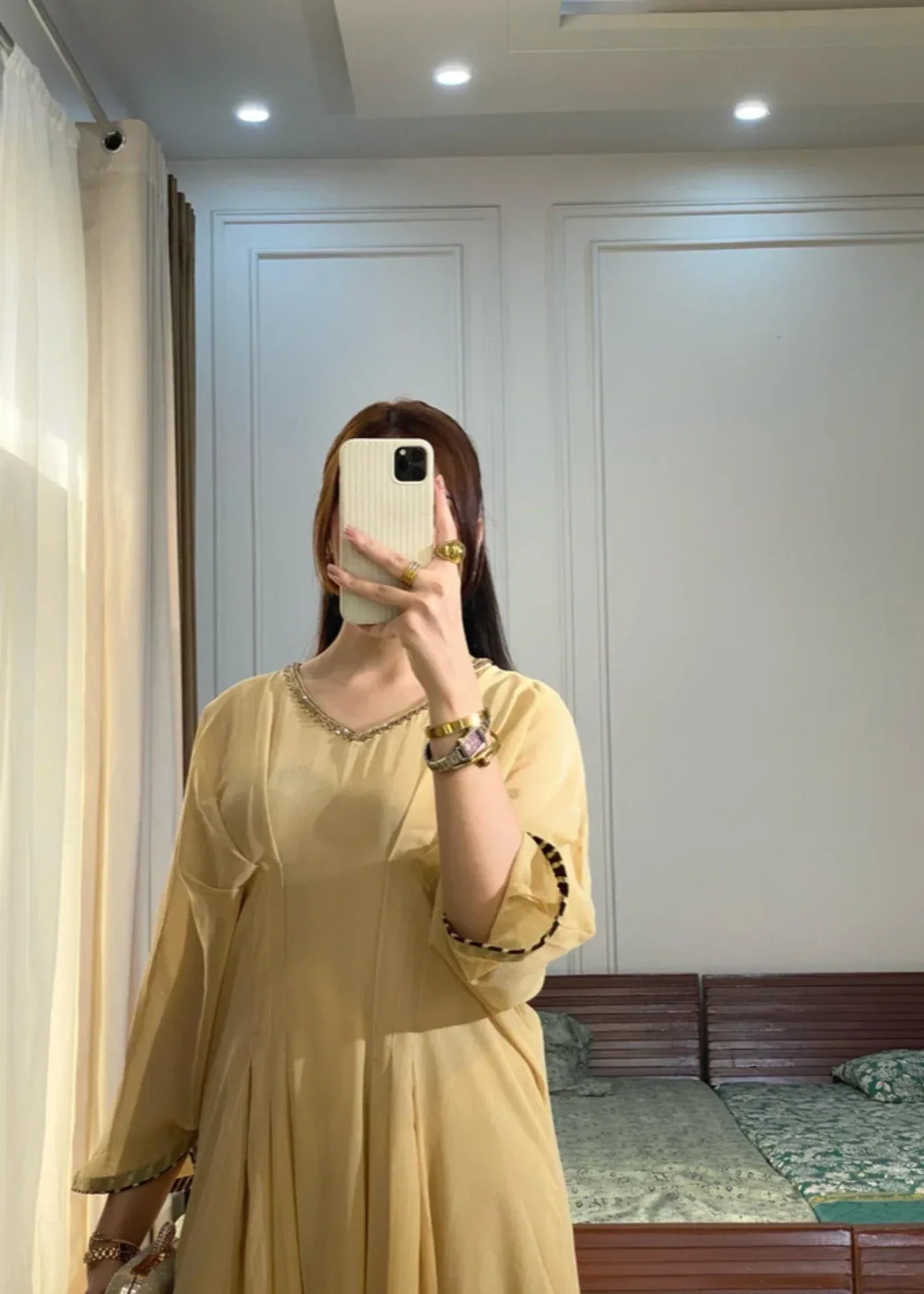 net Kaftan in Gold