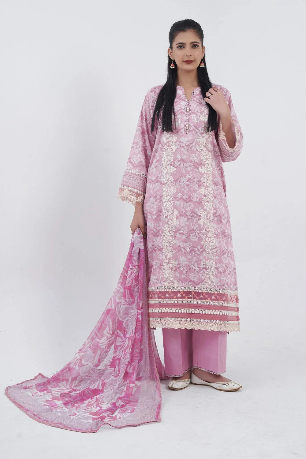 lawn Unstitched in Pale pink