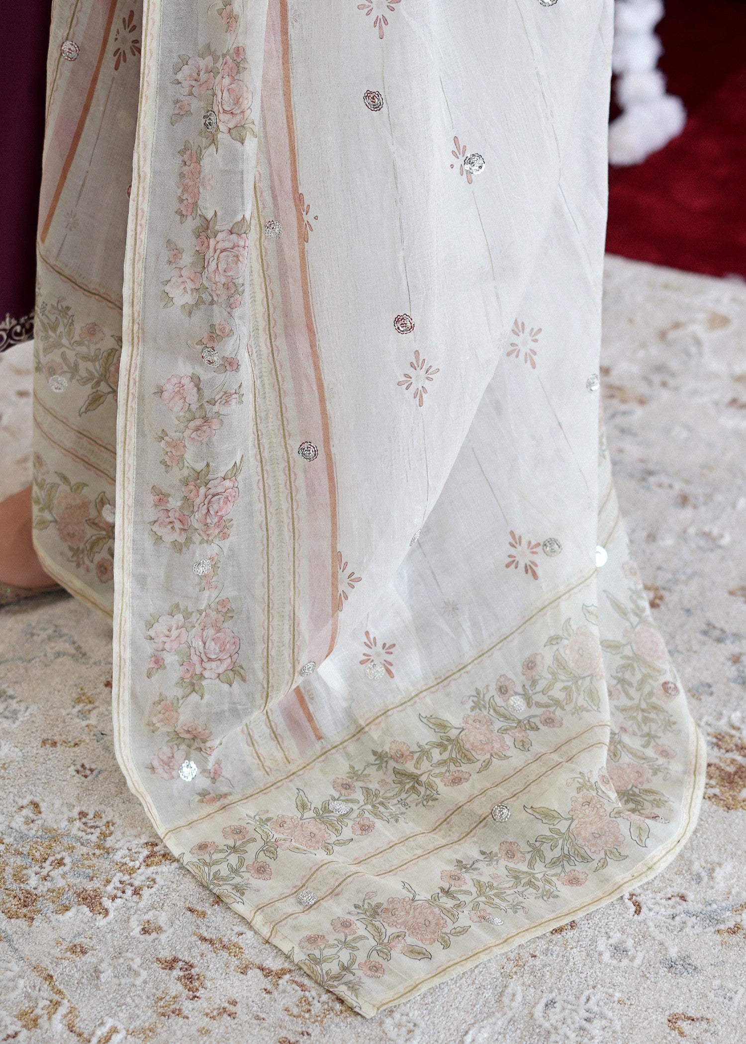lawn Kurta Set in Purple, off-white