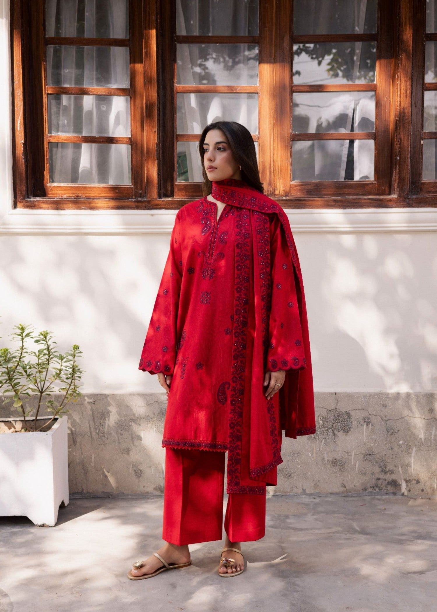 karandi Kurta Set in Red