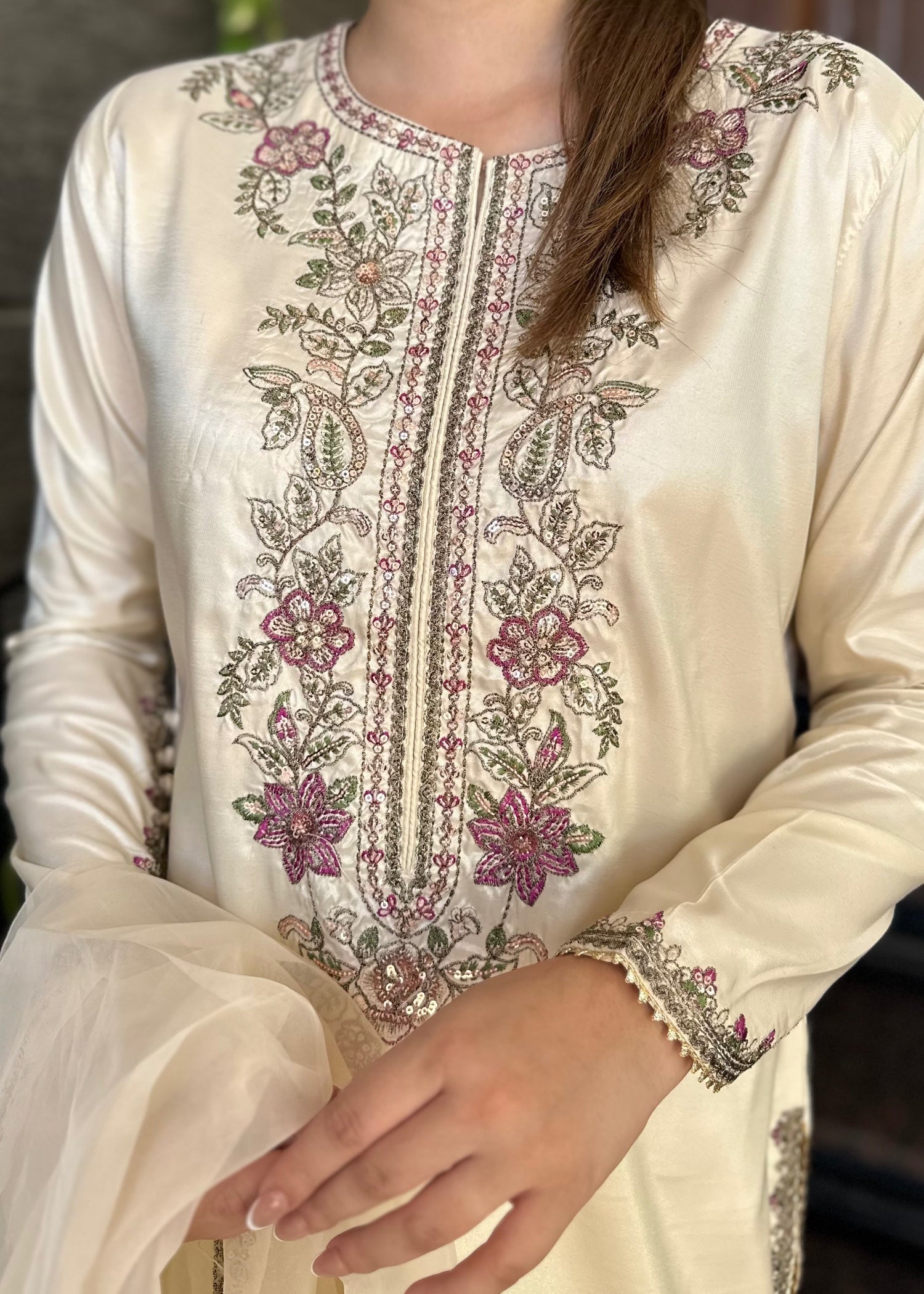 silk Kurta Set in Off-white