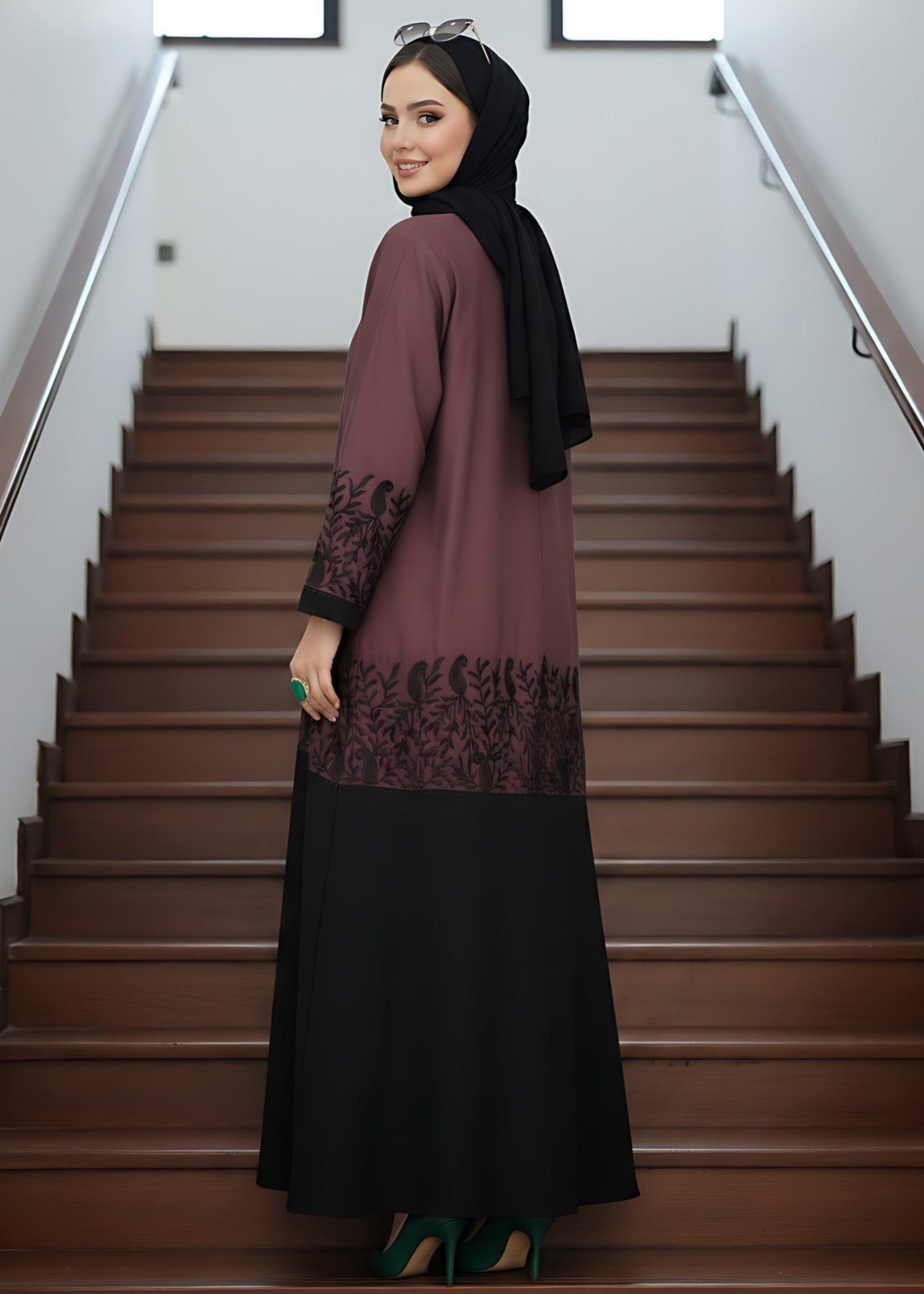 nidha Abaya in Black, dark raspberry