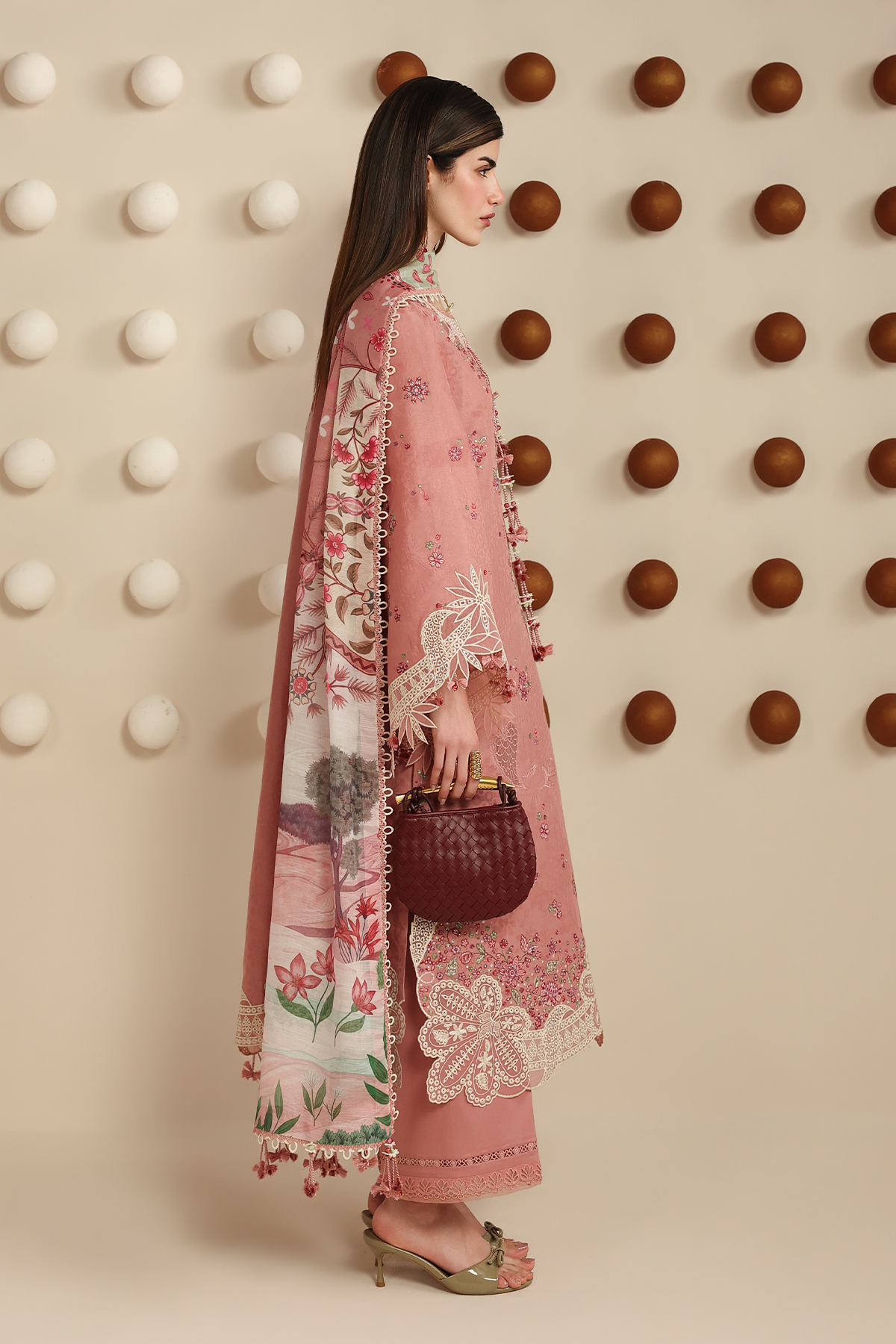 Iris Luxury Festive Lawn – IL26-D04