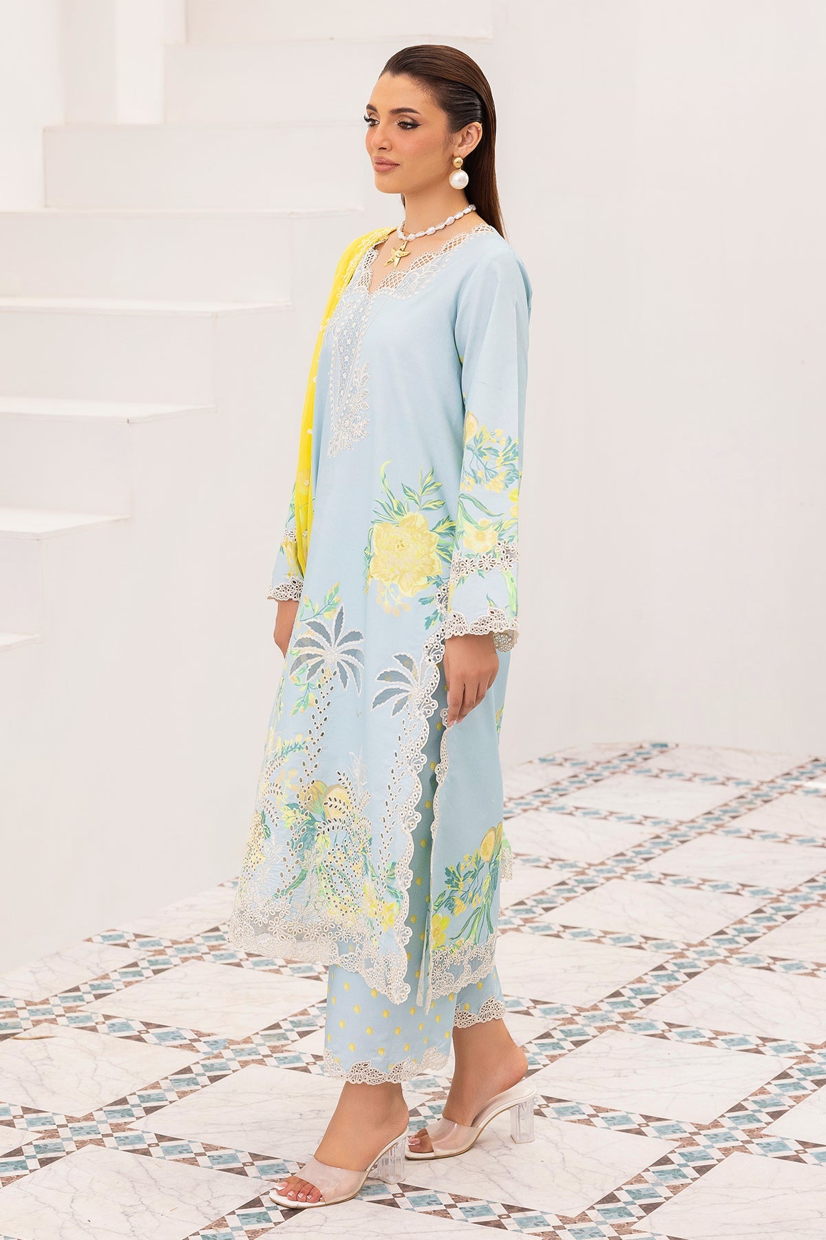 Rang-e-Bahar Lawn – CRB6-25
