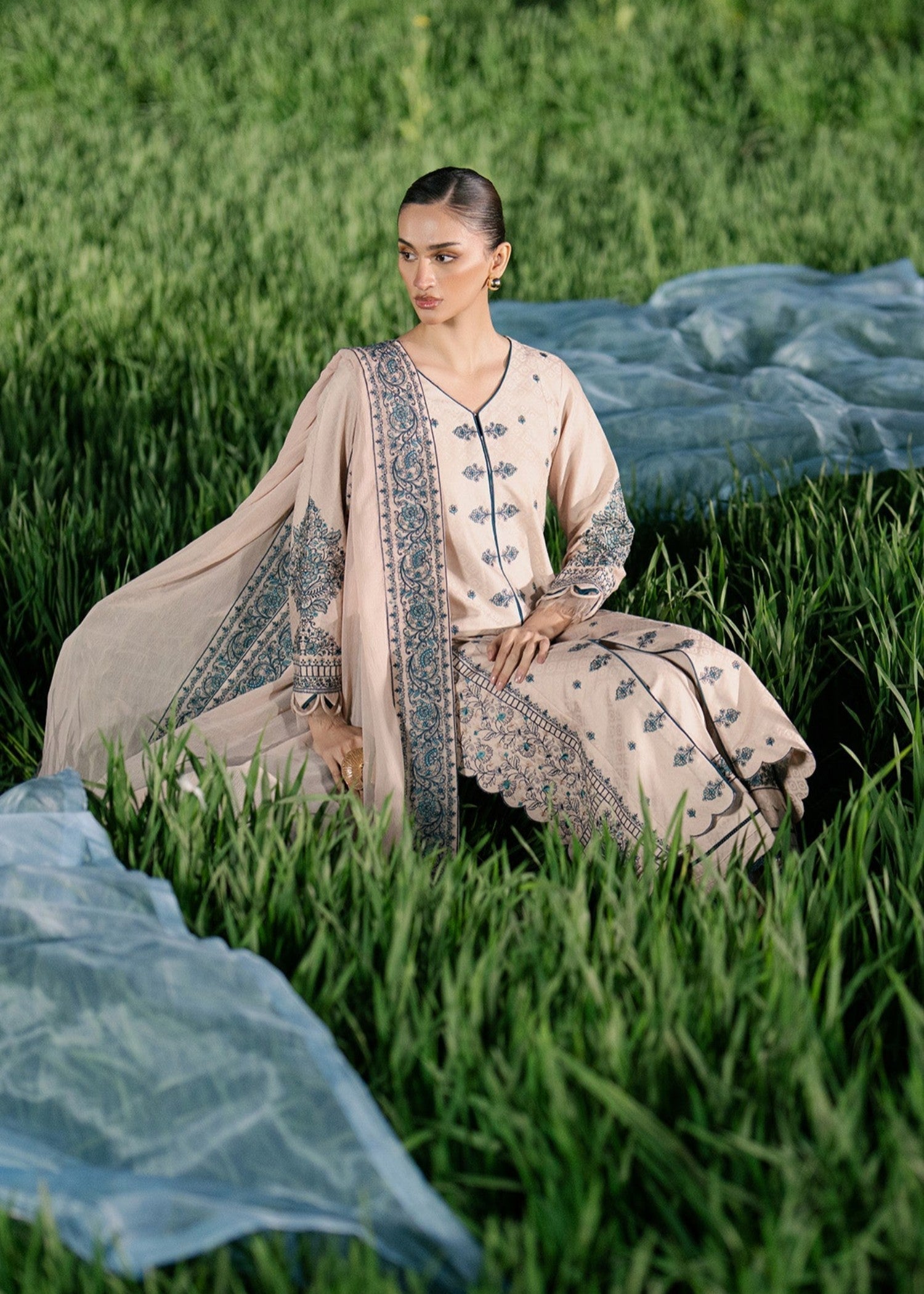 lawn Kurta Set in Seashell