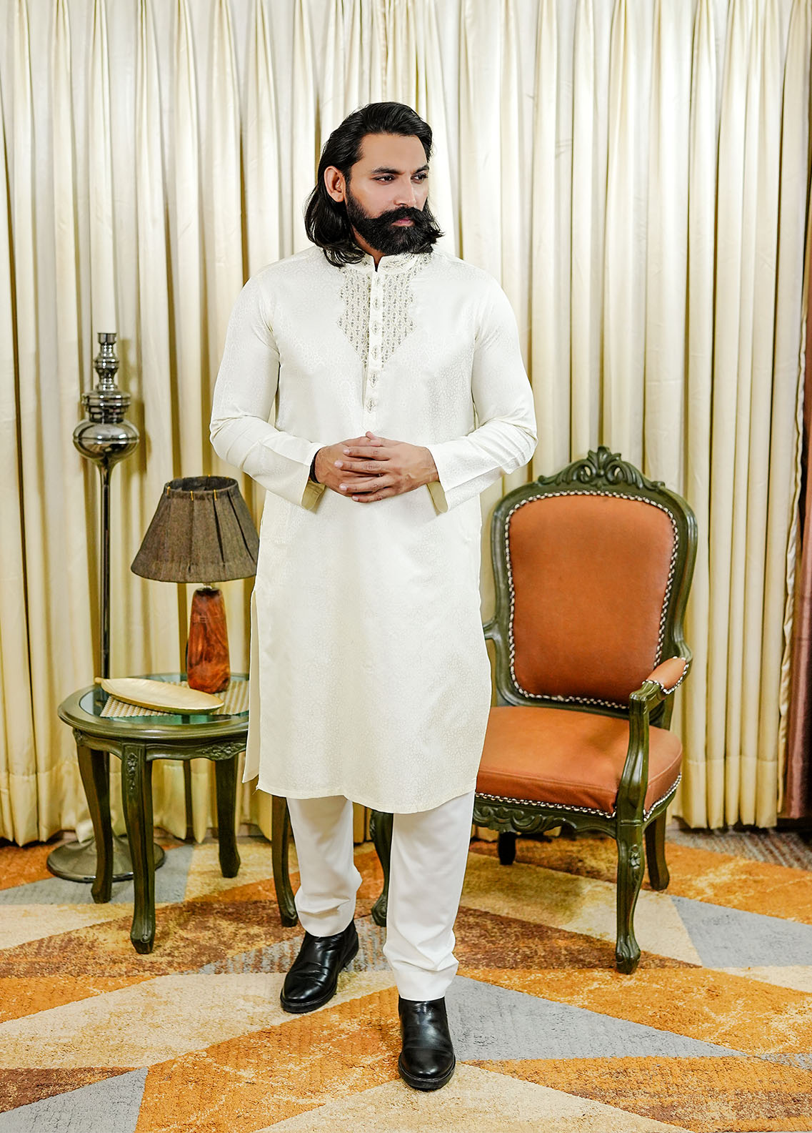 traditional jamawar Kurta in Off-white
