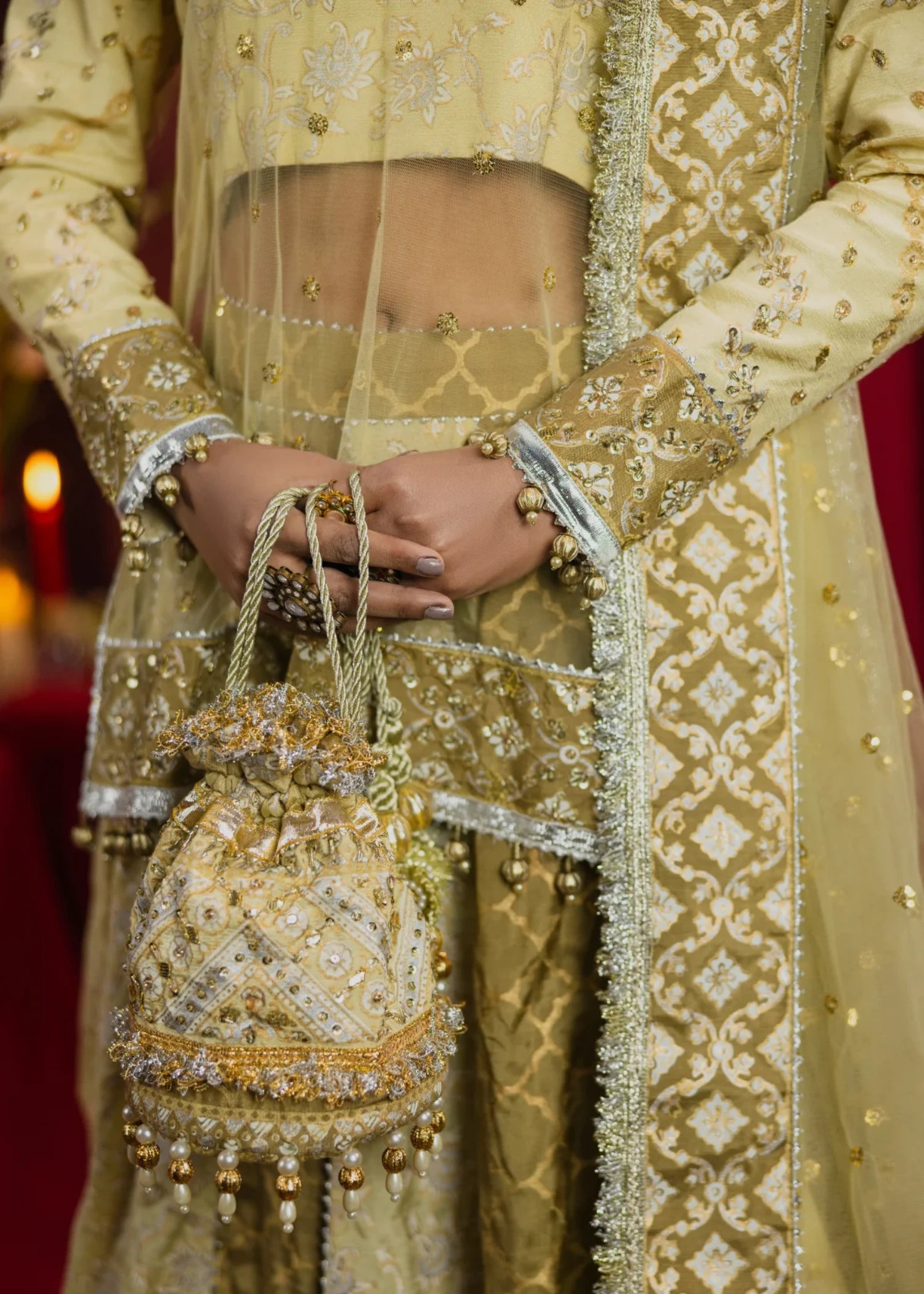 net Unstitched in Pale yellow