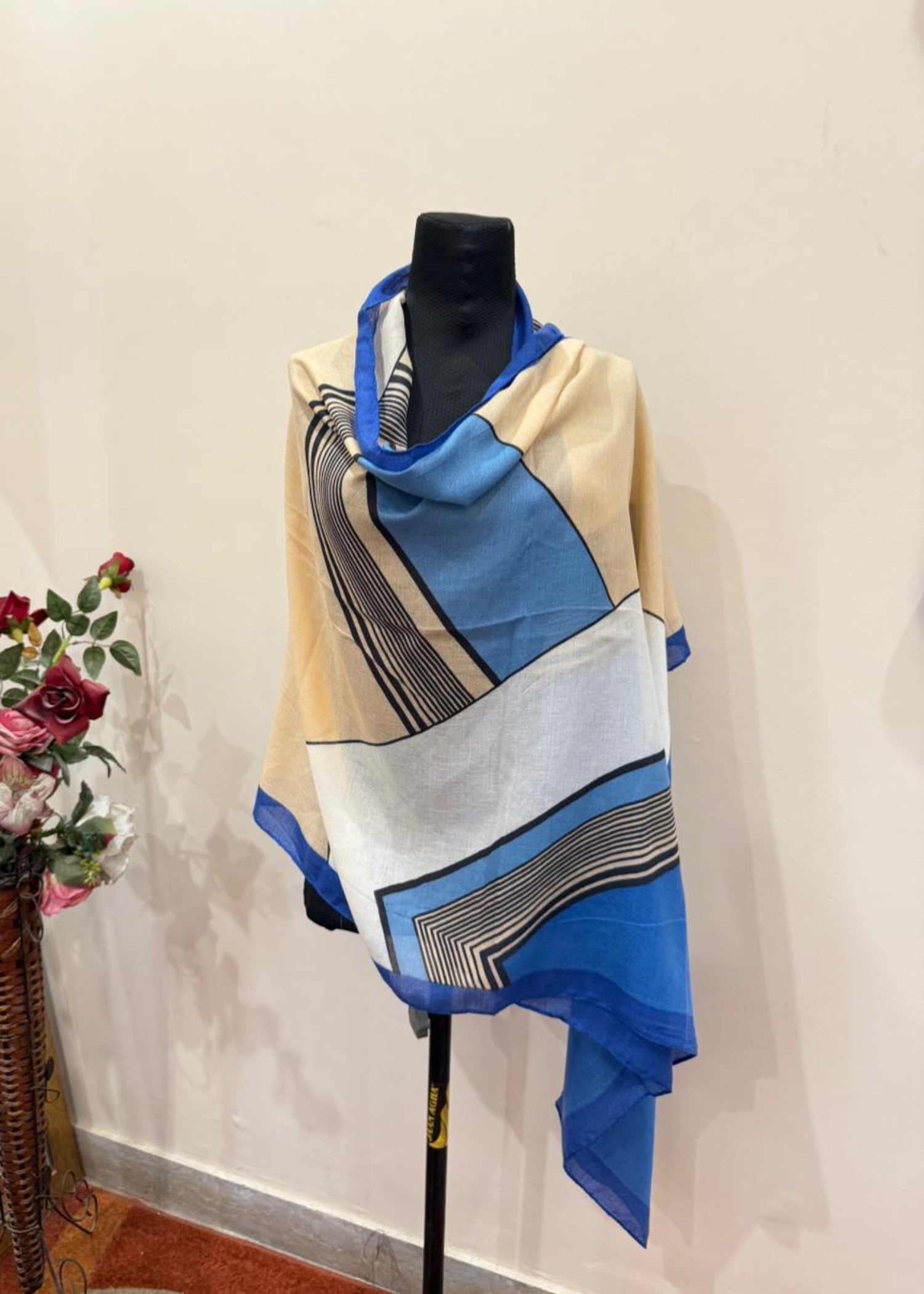 viscose Hijab in Royal blue