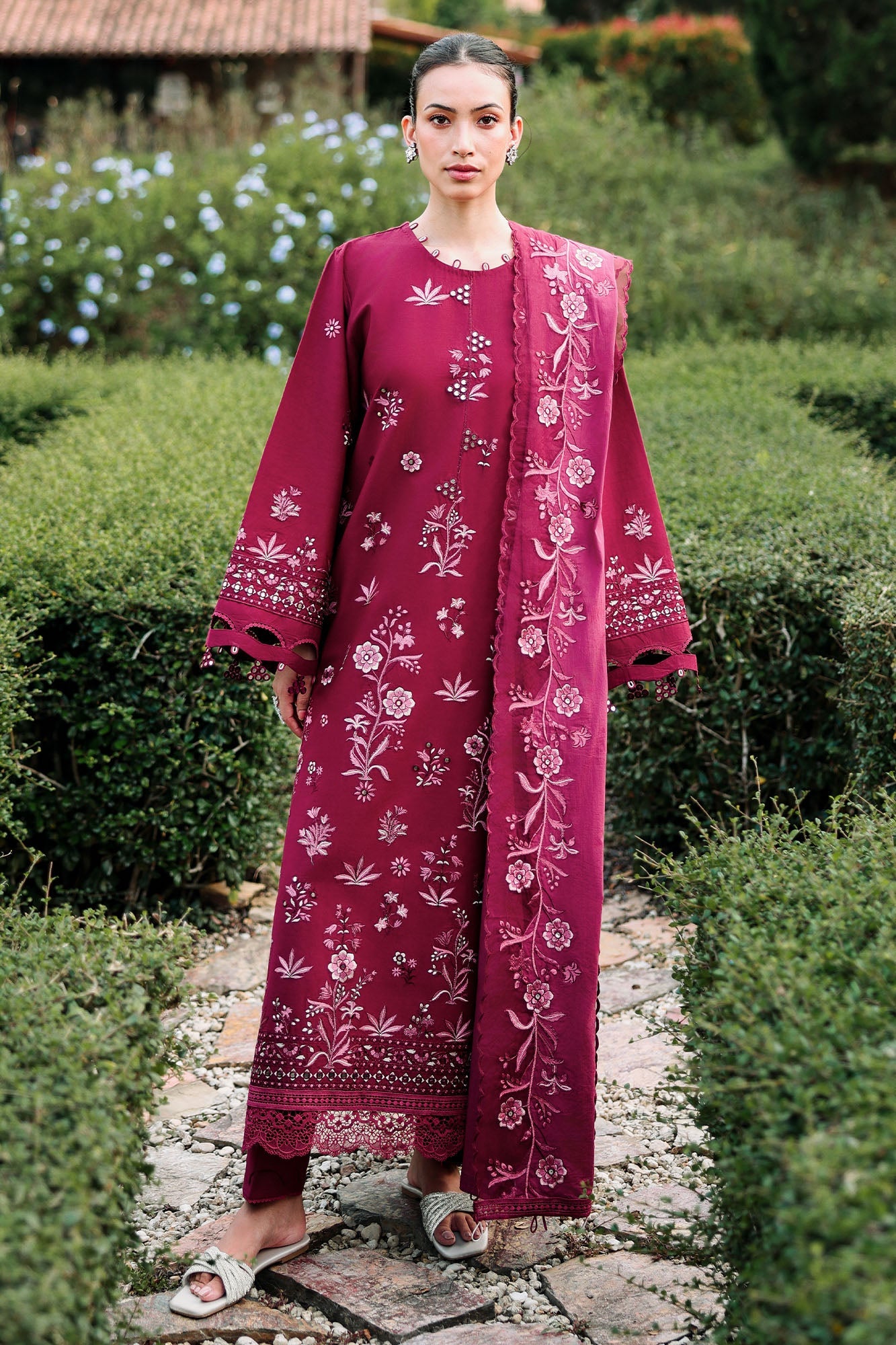 Eid Lawn Edit – Crimson Royale