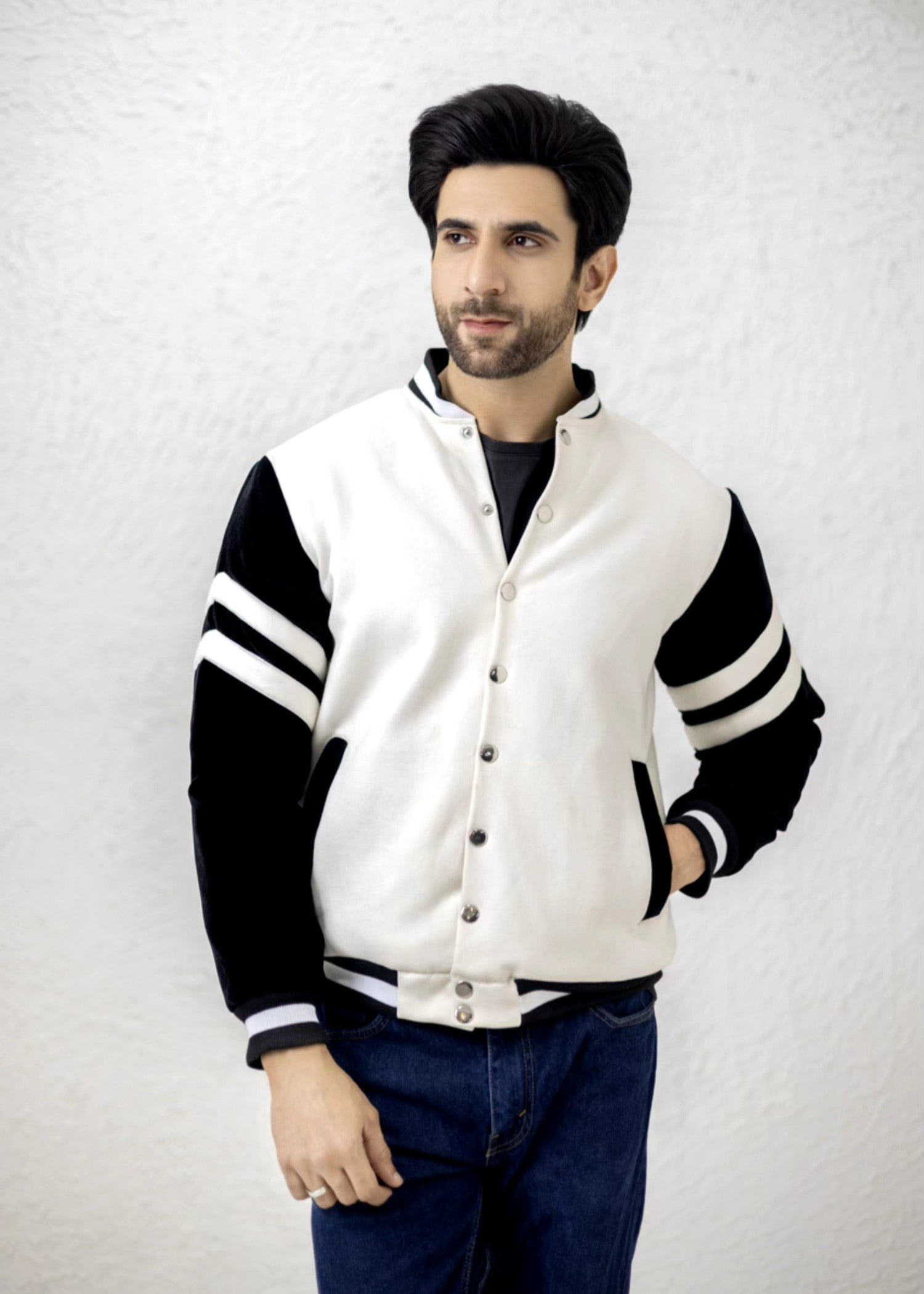 fleece Jacket in Black, off-white by Decuir