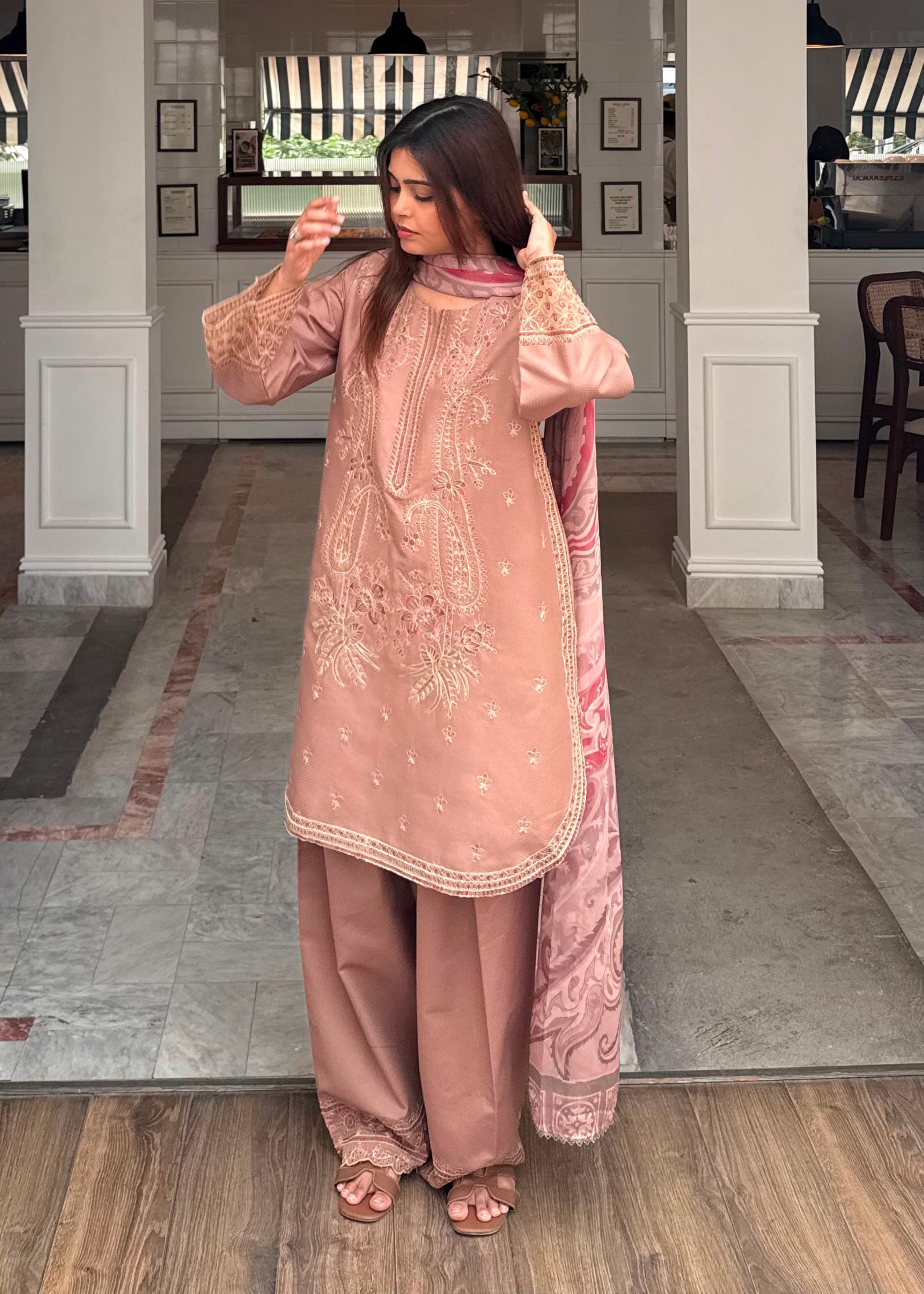 dobby Kurta Set in Camel brown