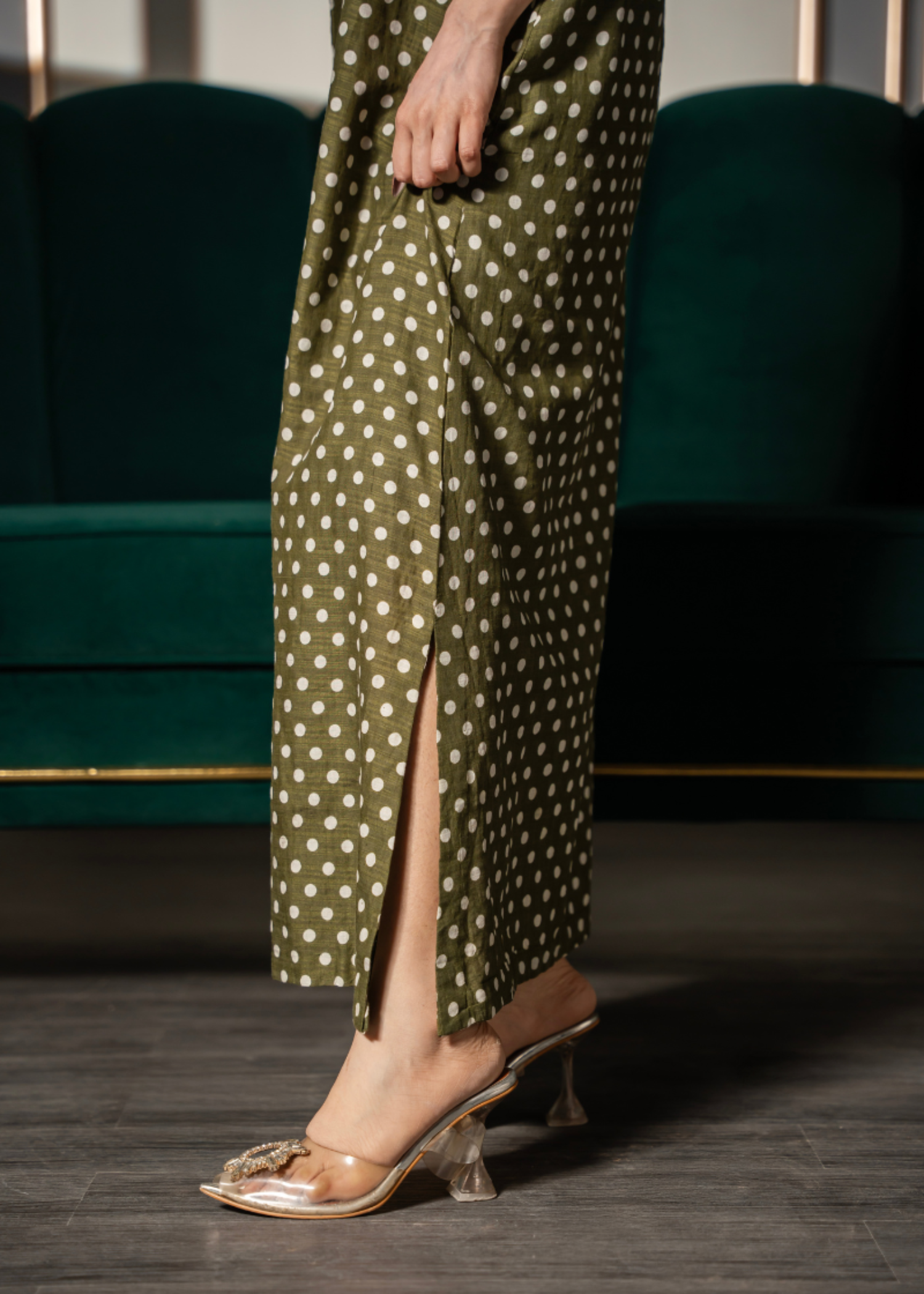 lawn Kaftan in Olive green