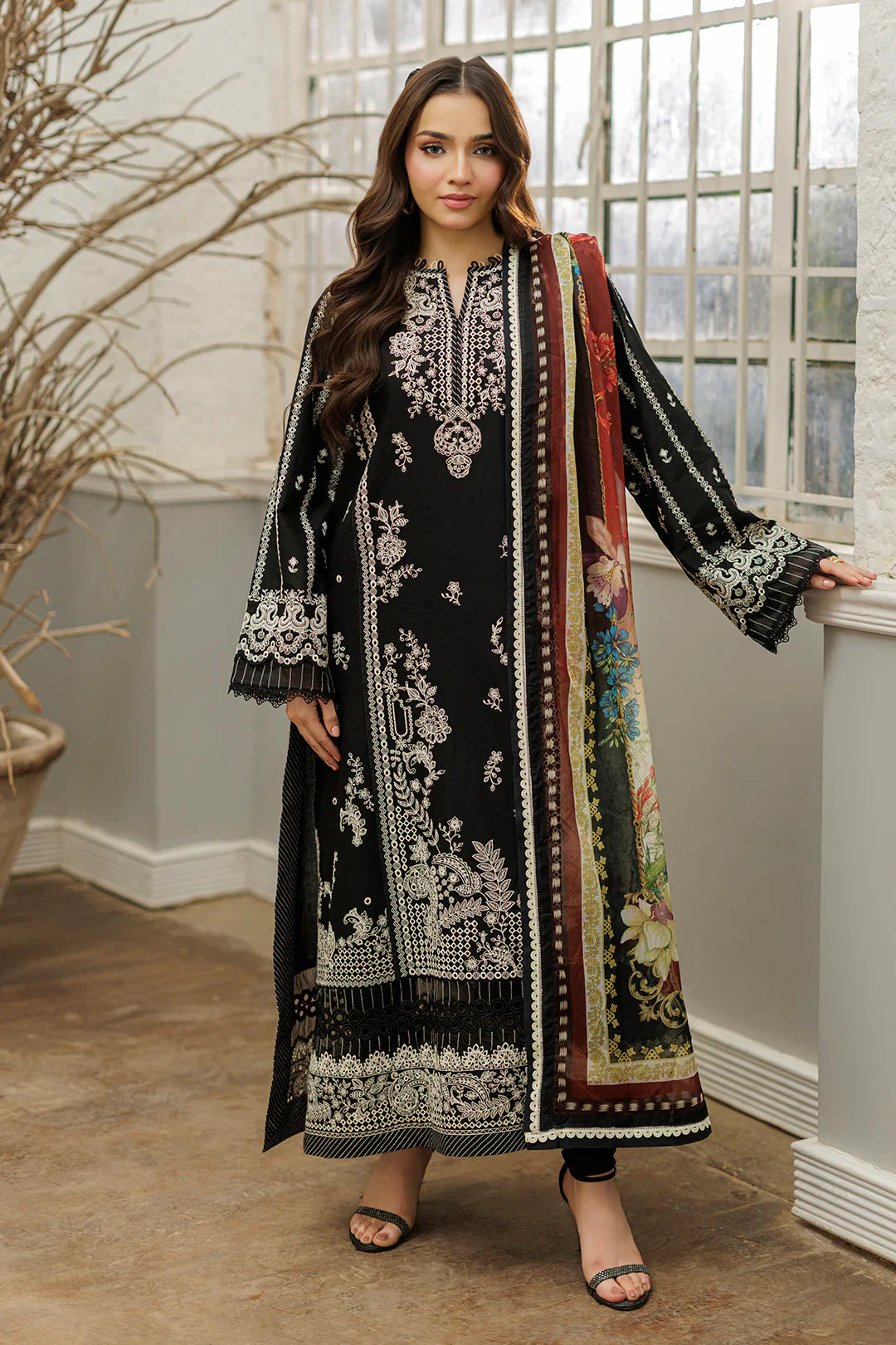 Chikankari Lawn – Z-4028