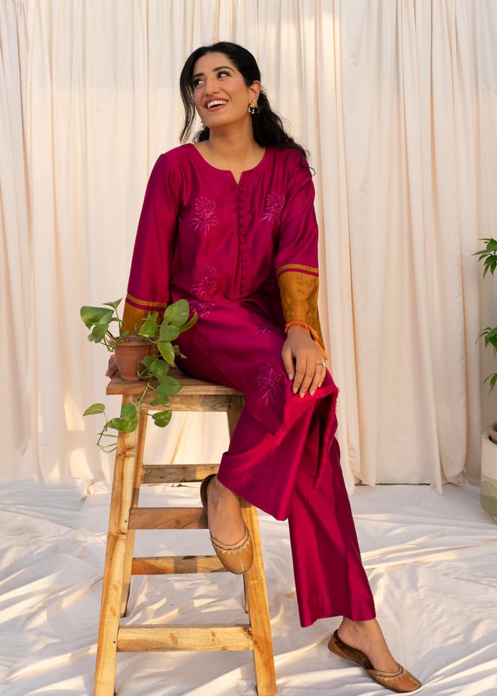khaddi silk Kurta Set in Magenta