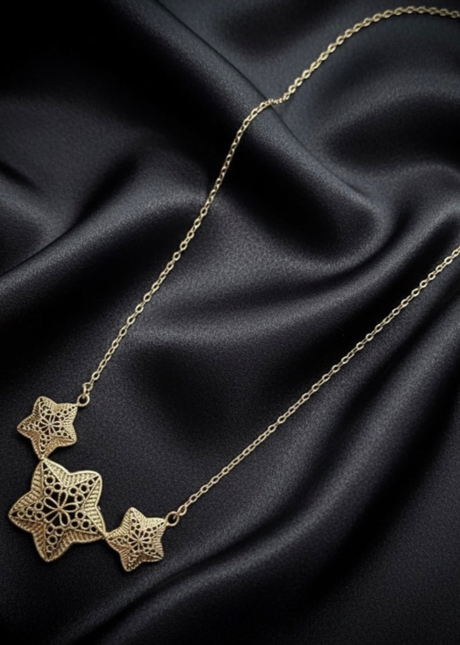 Necklace in Gold Color by - Trendy Women Necklace DVF6891