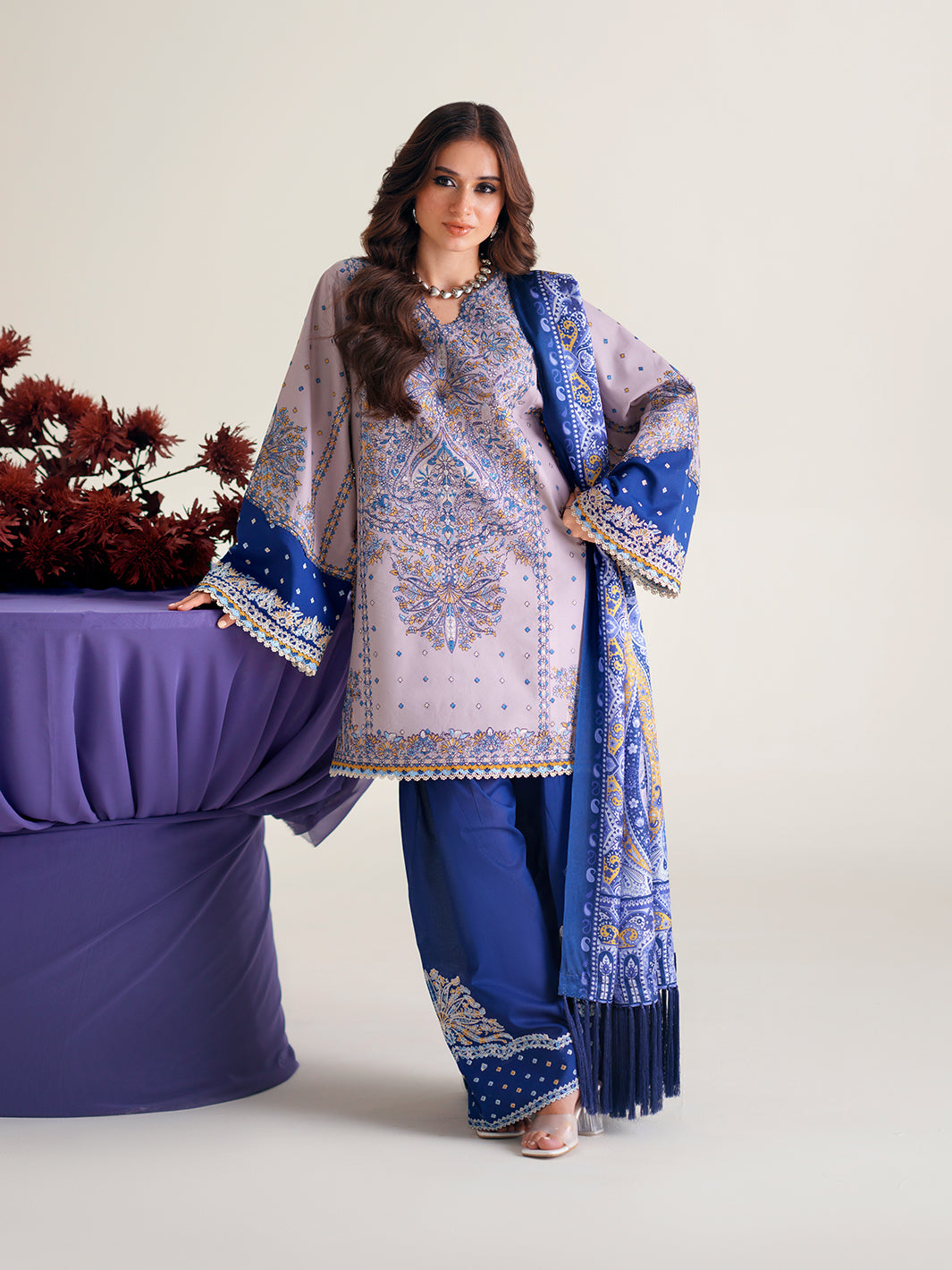 Amour Luxury Lawn – 182-B