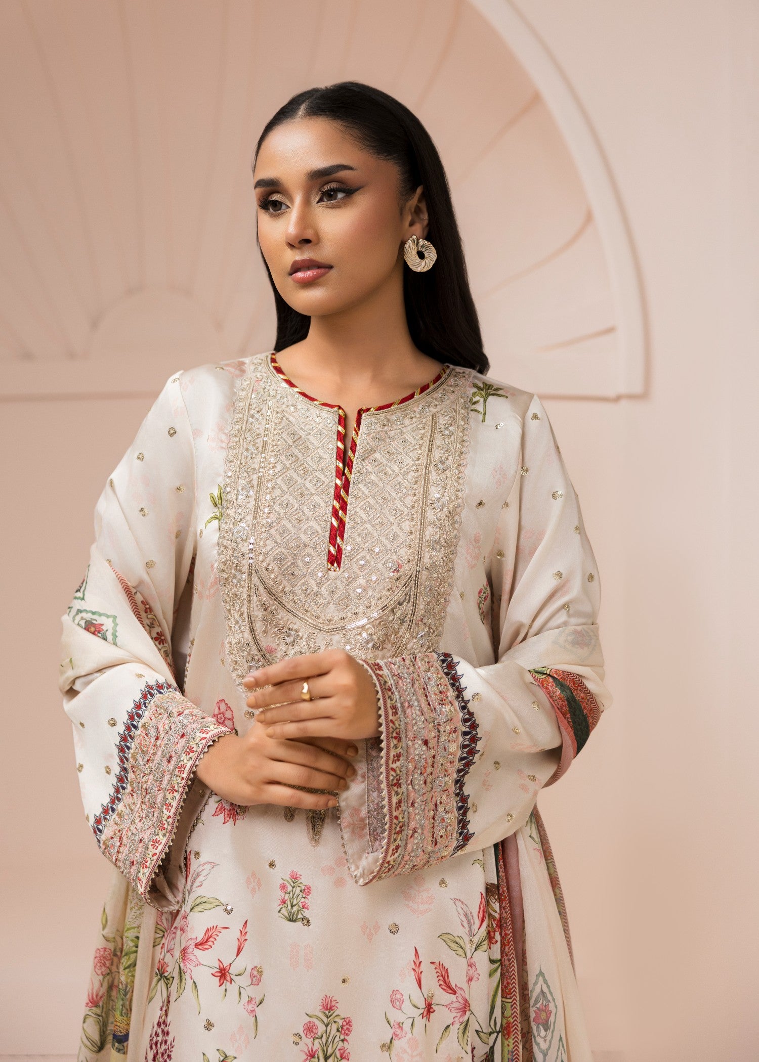 silk Unstitched in Beige