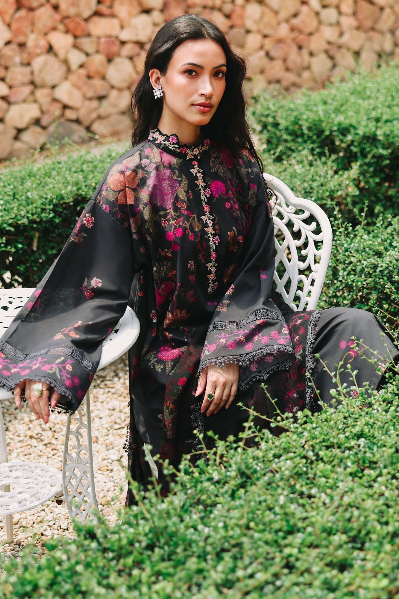 Eid Lawn Edit – Shadow Grace