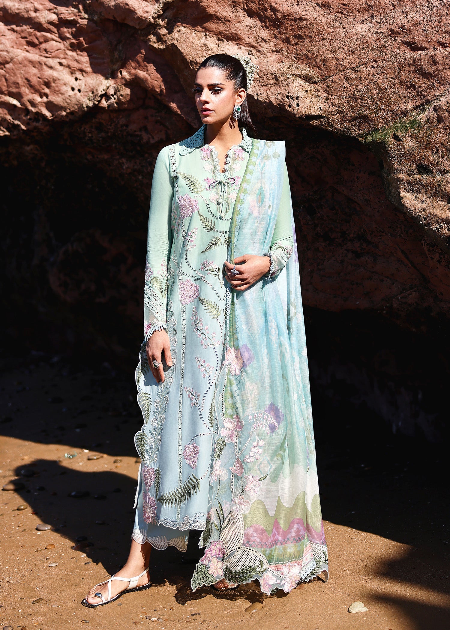 Breeze Festive Luxury Lawn – TALI 3-B