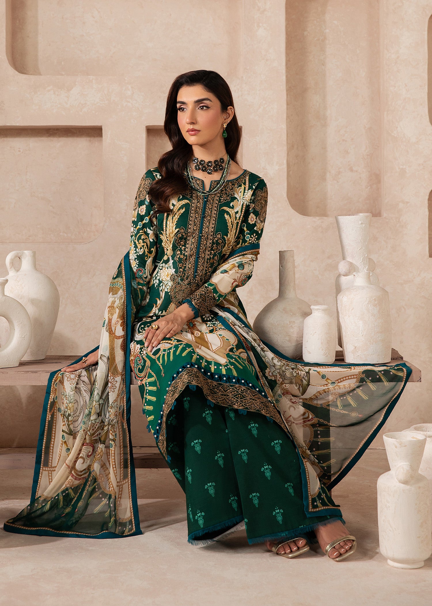 lawn Kurta Set in Ivory, green