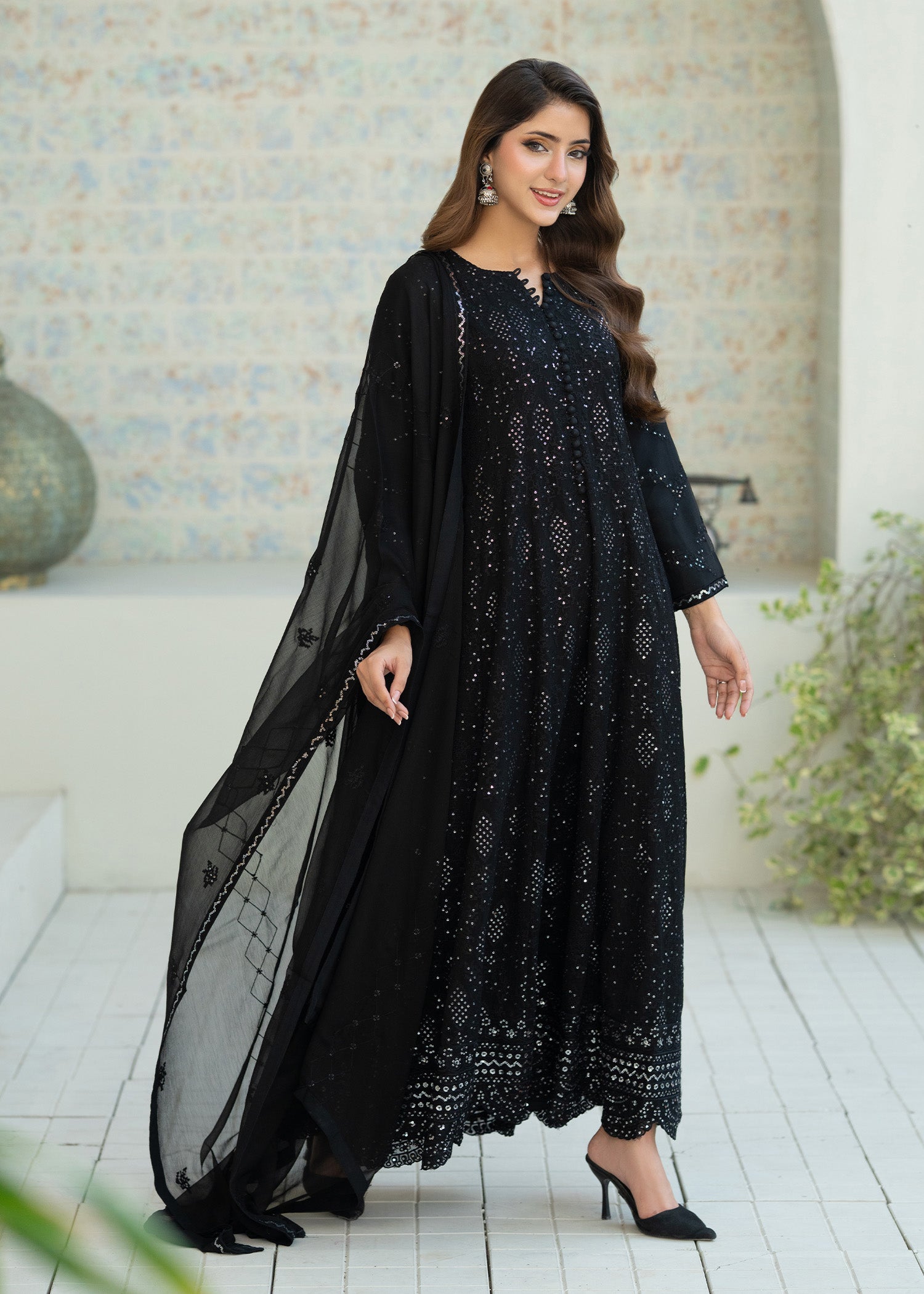 chiffon Pishwas in Black