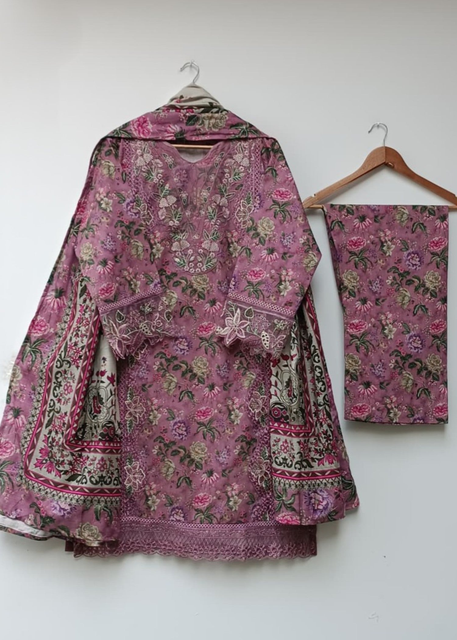 khaddar Kurta Set in Mauve
