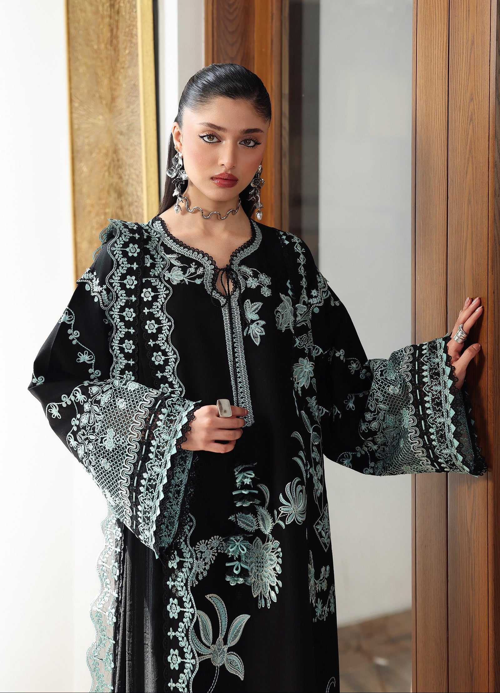 Qline Lawn Drop II – QKL-06 SANA