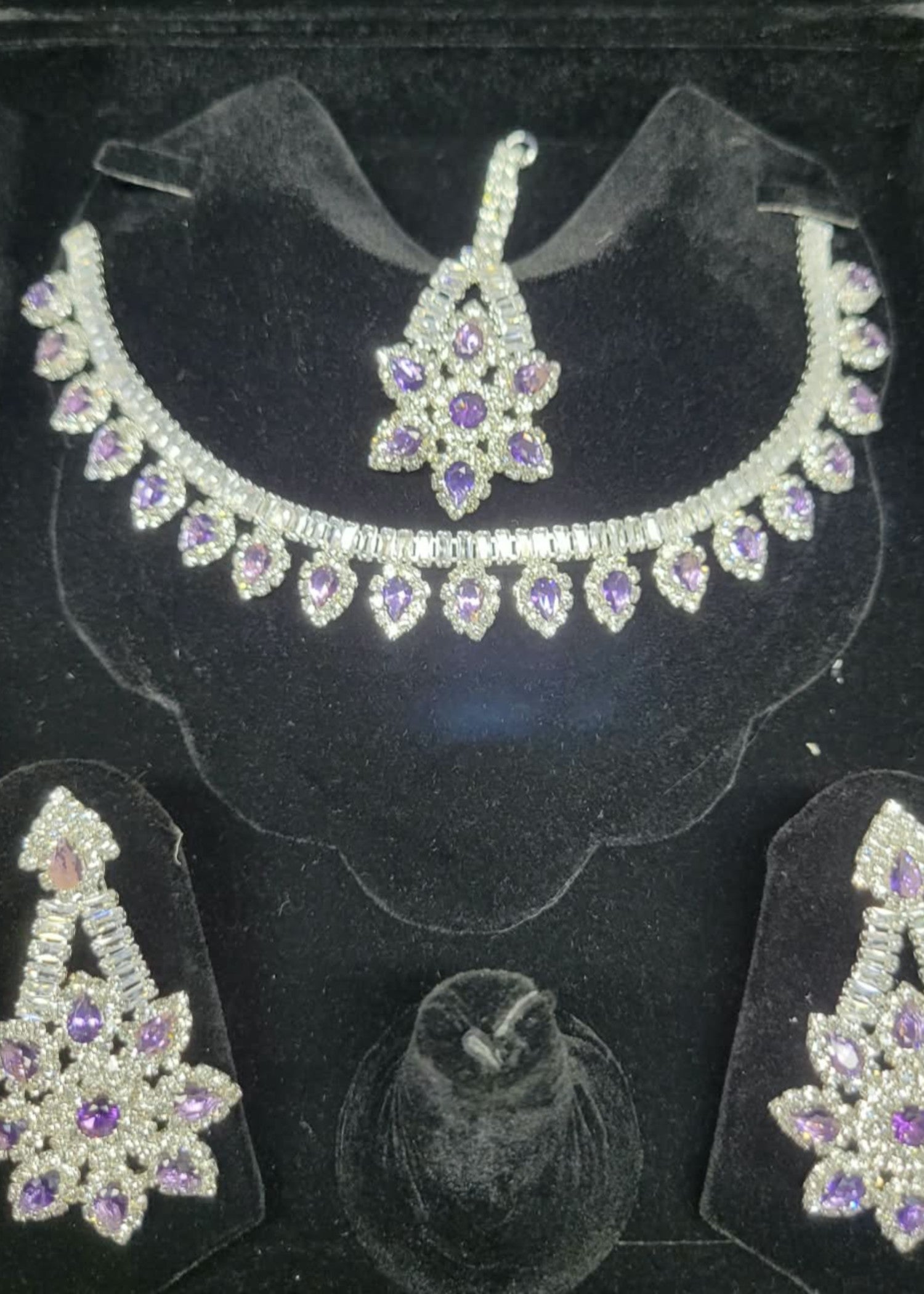 Jewelry Set in Purple heart Color by - Trendy Women Jewelry Set WUT1665