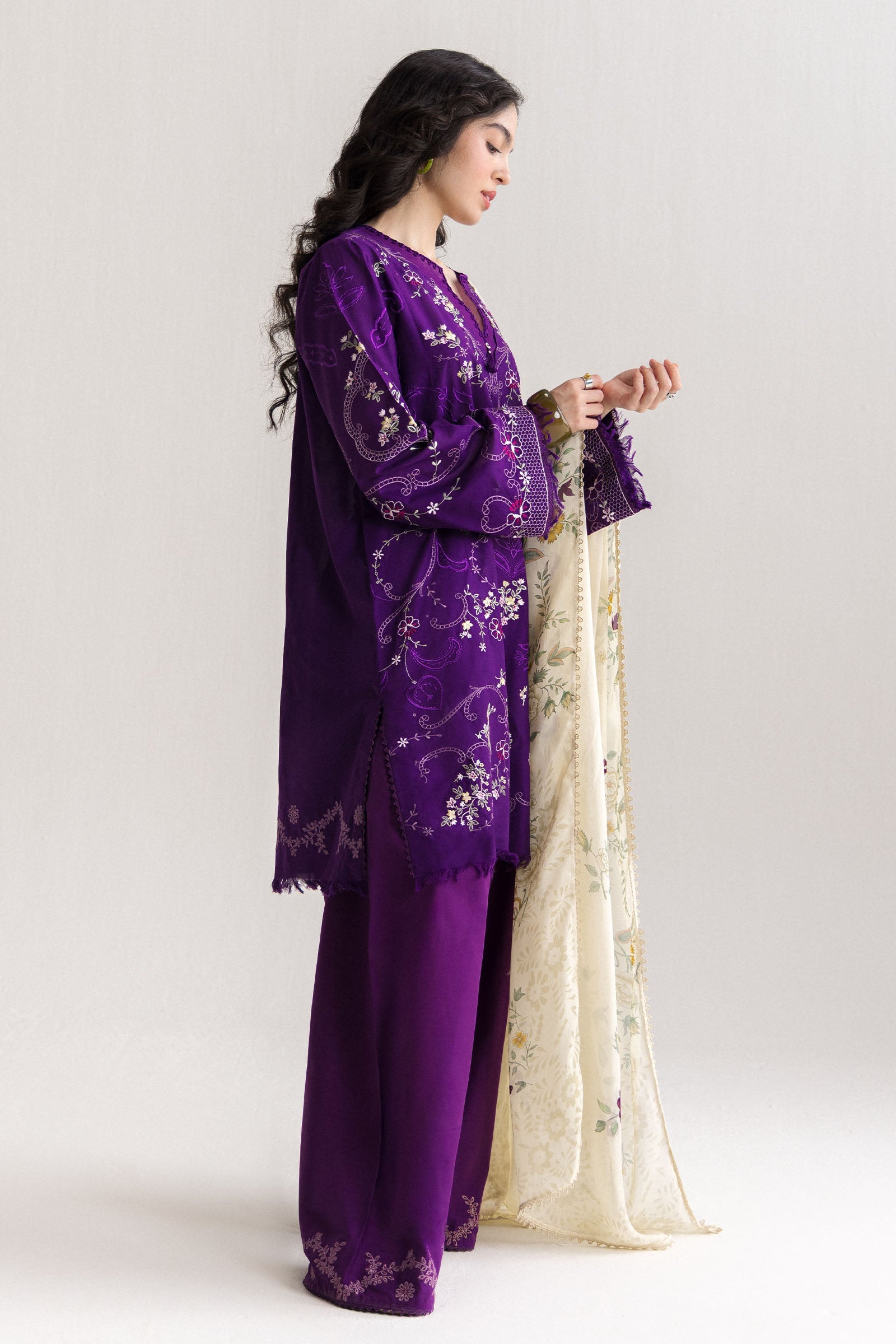 Coco Lawn Edit II – Eira-10B