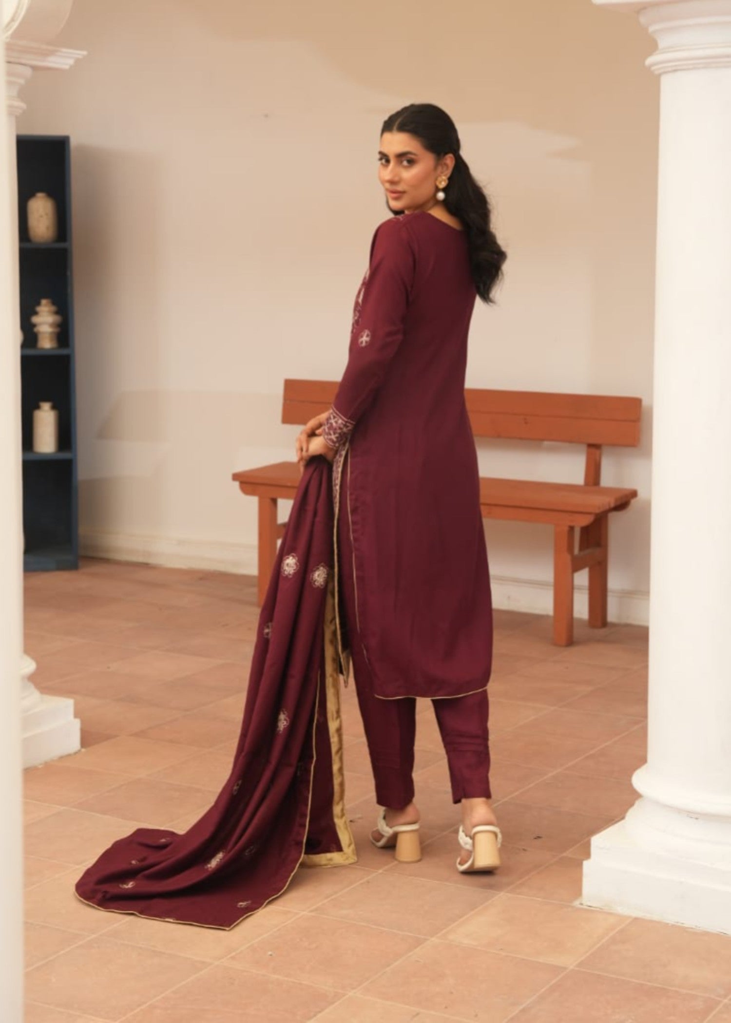 dhanak Kurta Set in Maroon