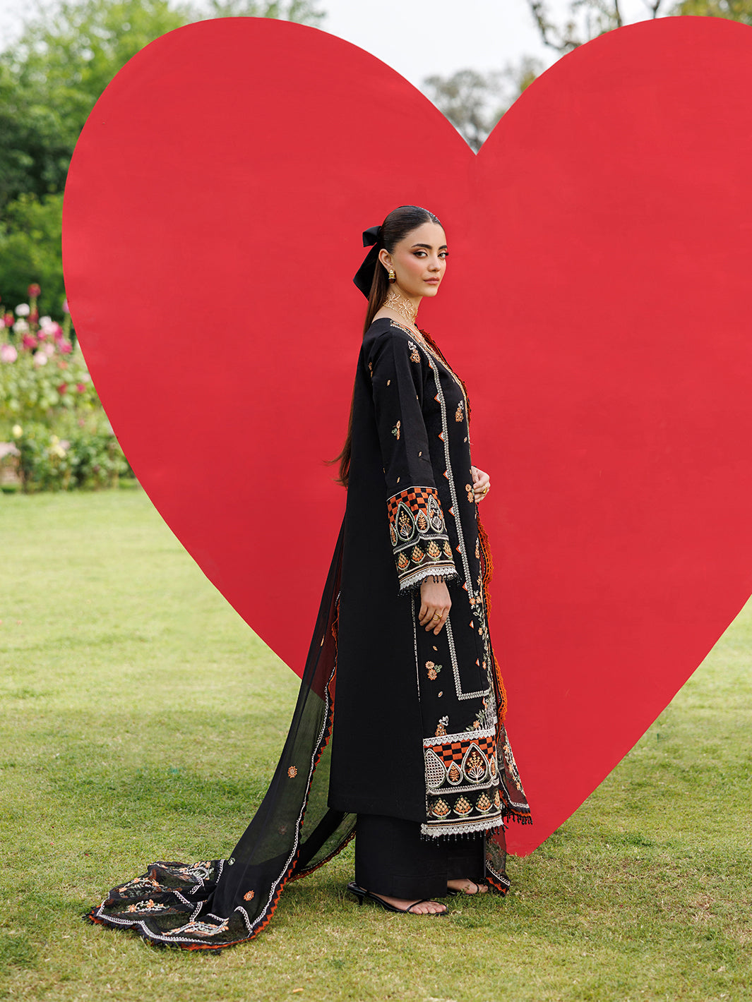 Morbagh Luxury Lawn – M-11