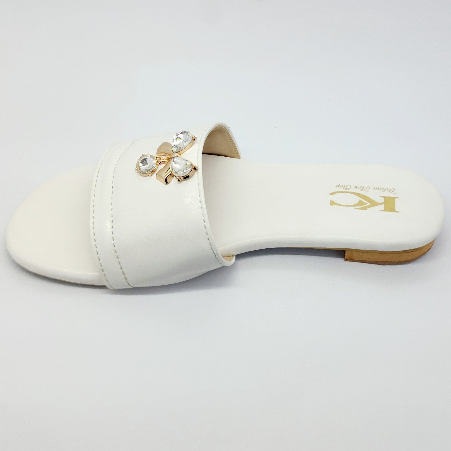Flats in White by - High Quality Women Flats CKI5447
