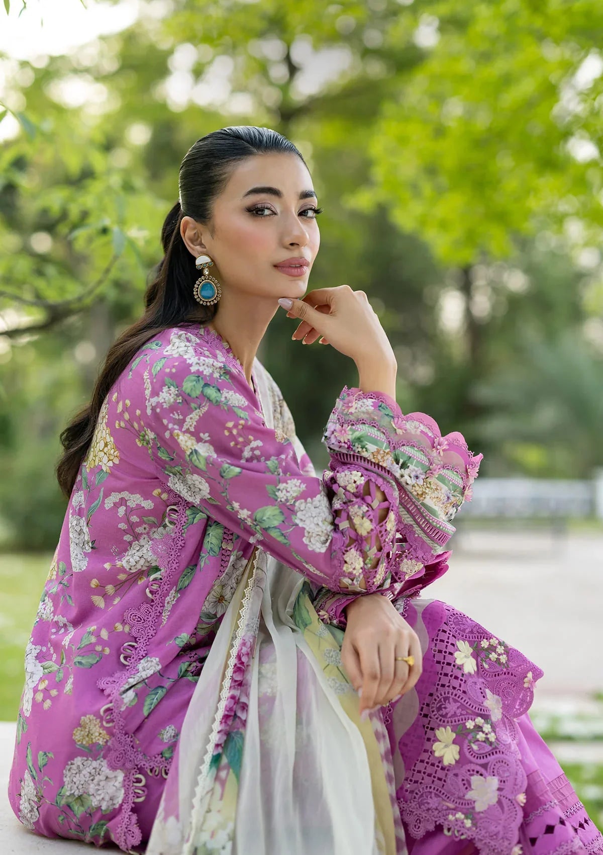 Signature Lawn Edit – 7b Kiara