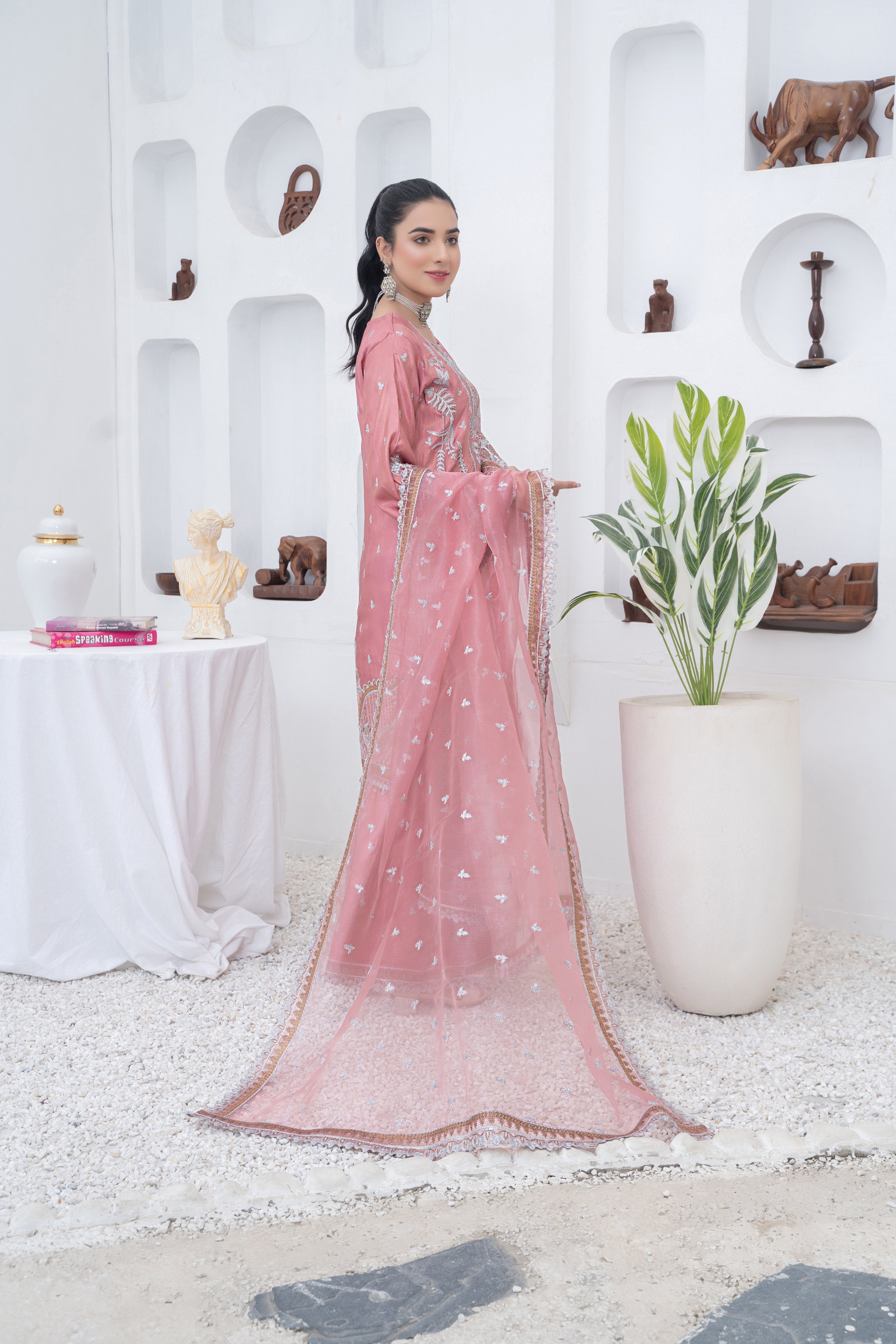 masuri Kurta Set in Salmon pink