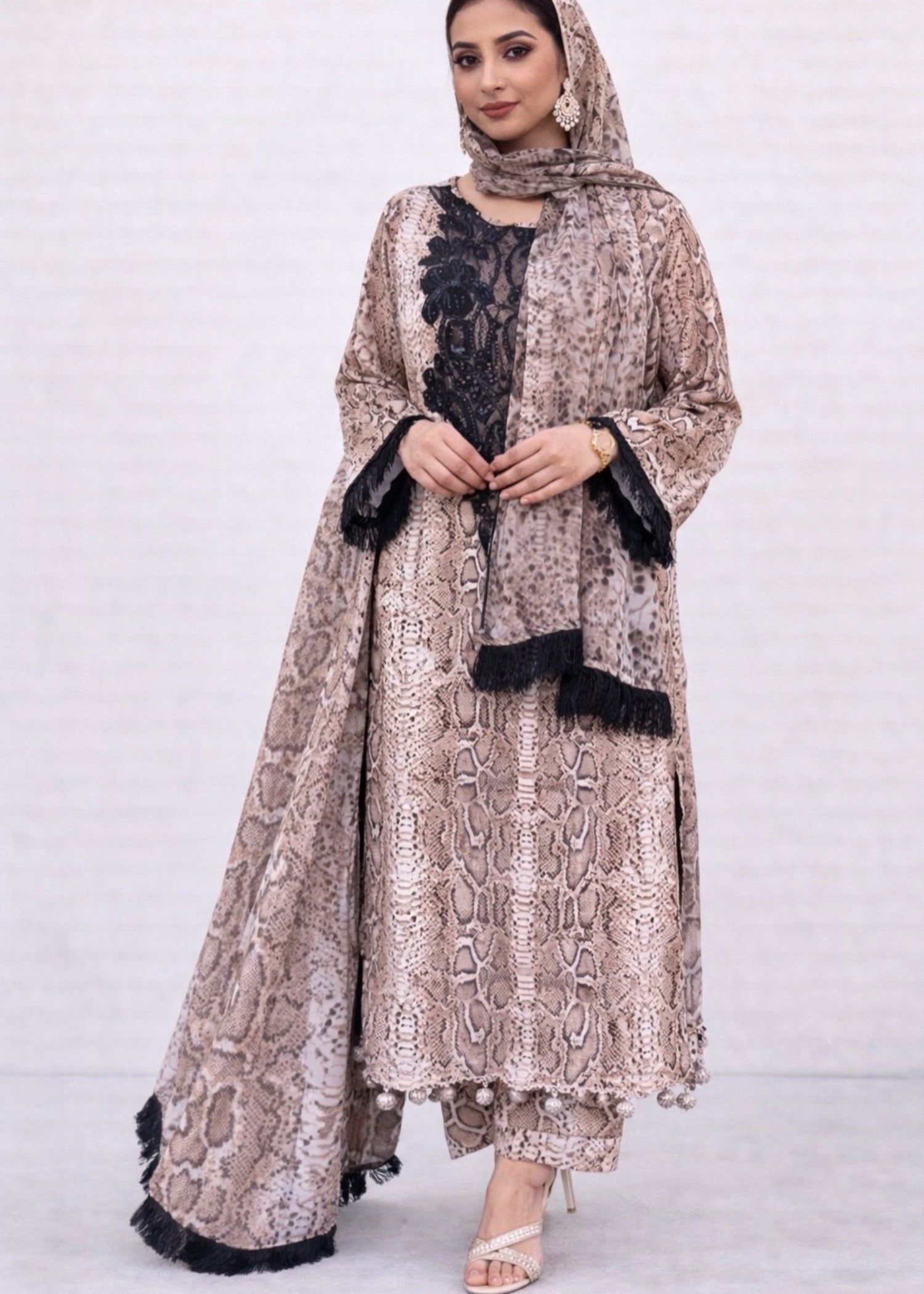 grip Kurta Set in Tan brown