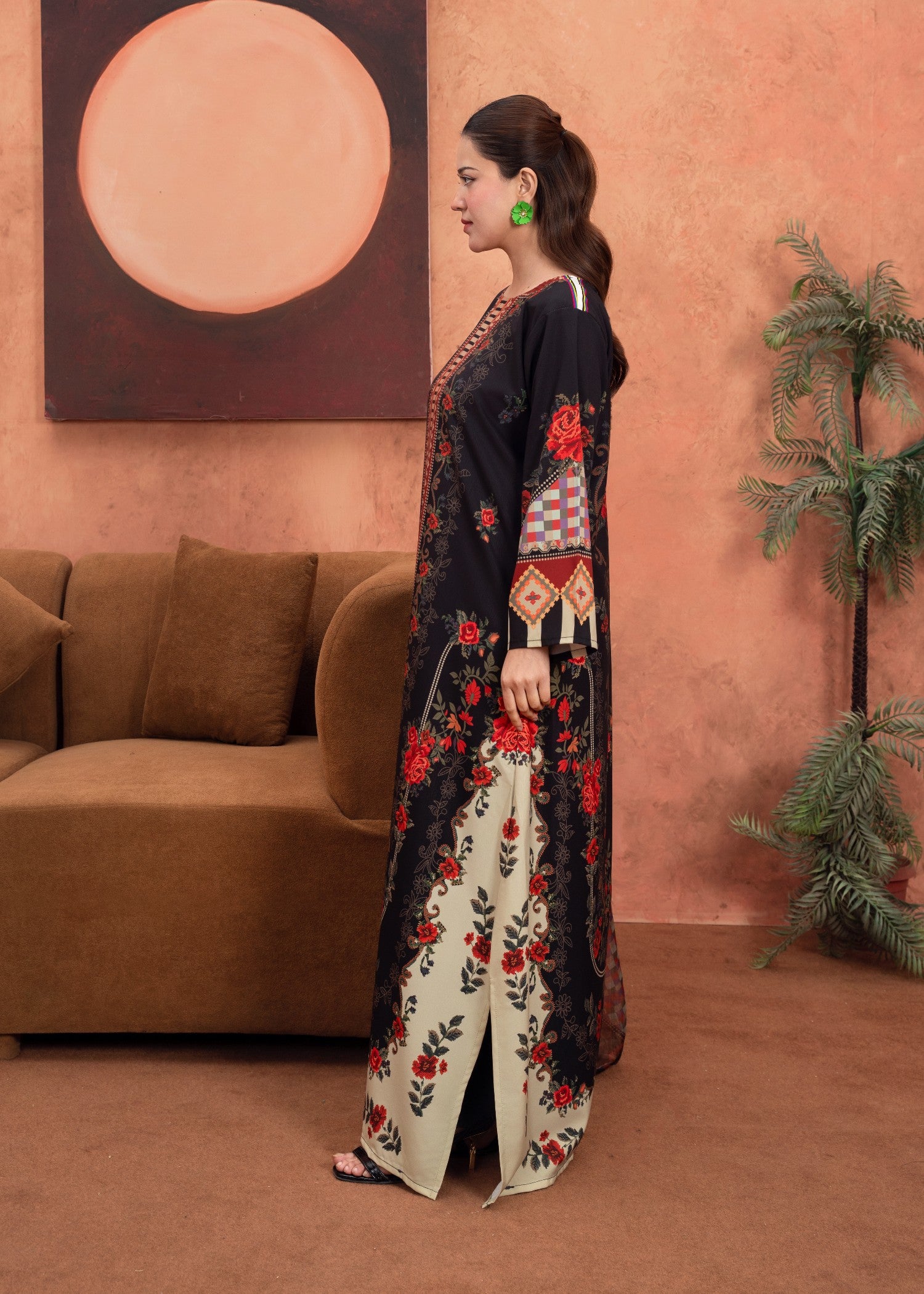 silk crepe Kurta Set in Black