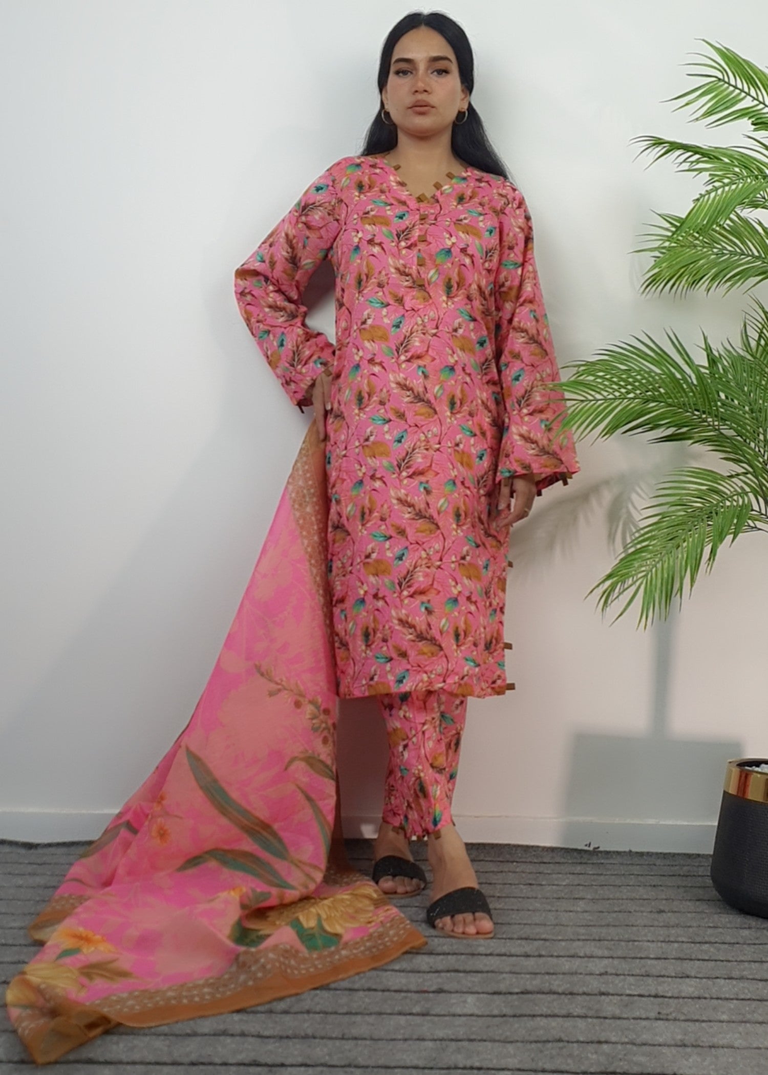 lawn Kurta Set in Salmon pink