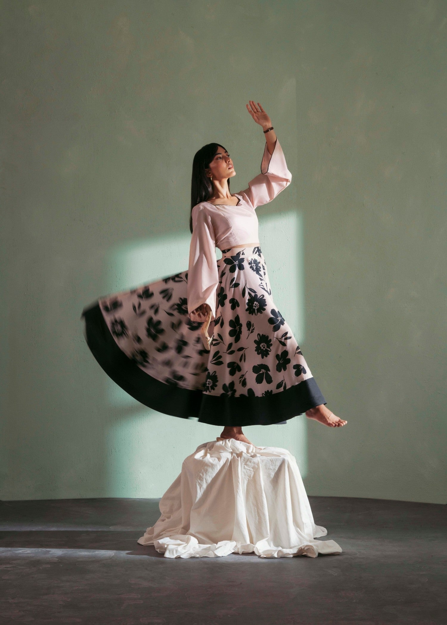 crepe Skirt in Beige